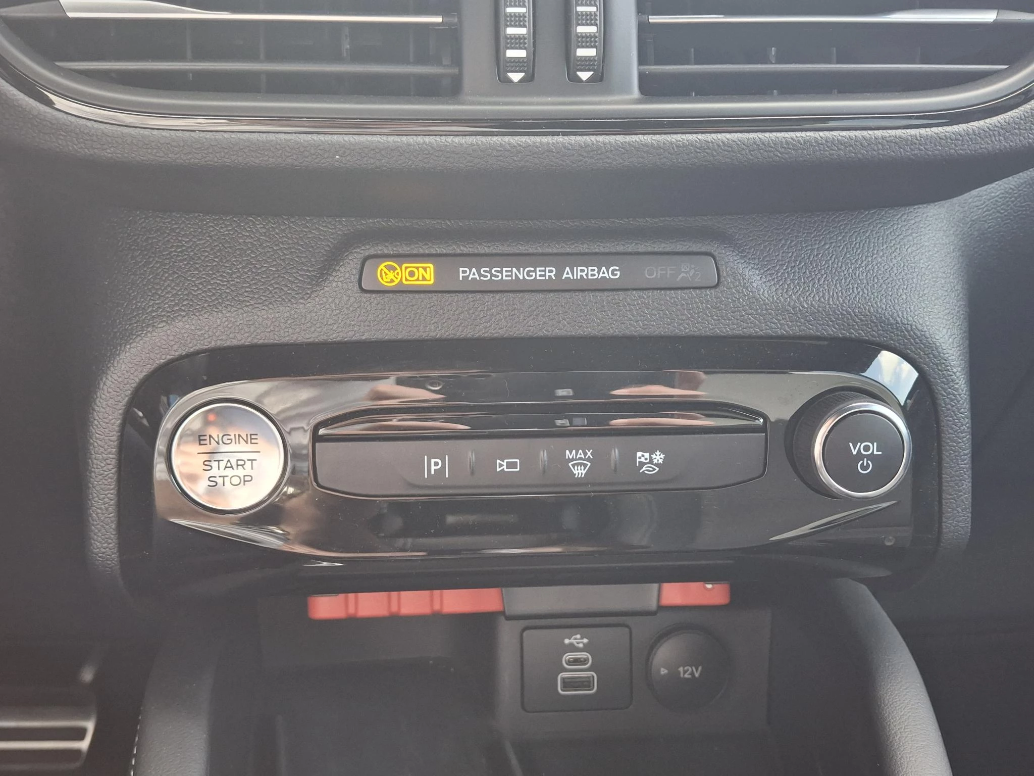 Ford-Kuga-image-23