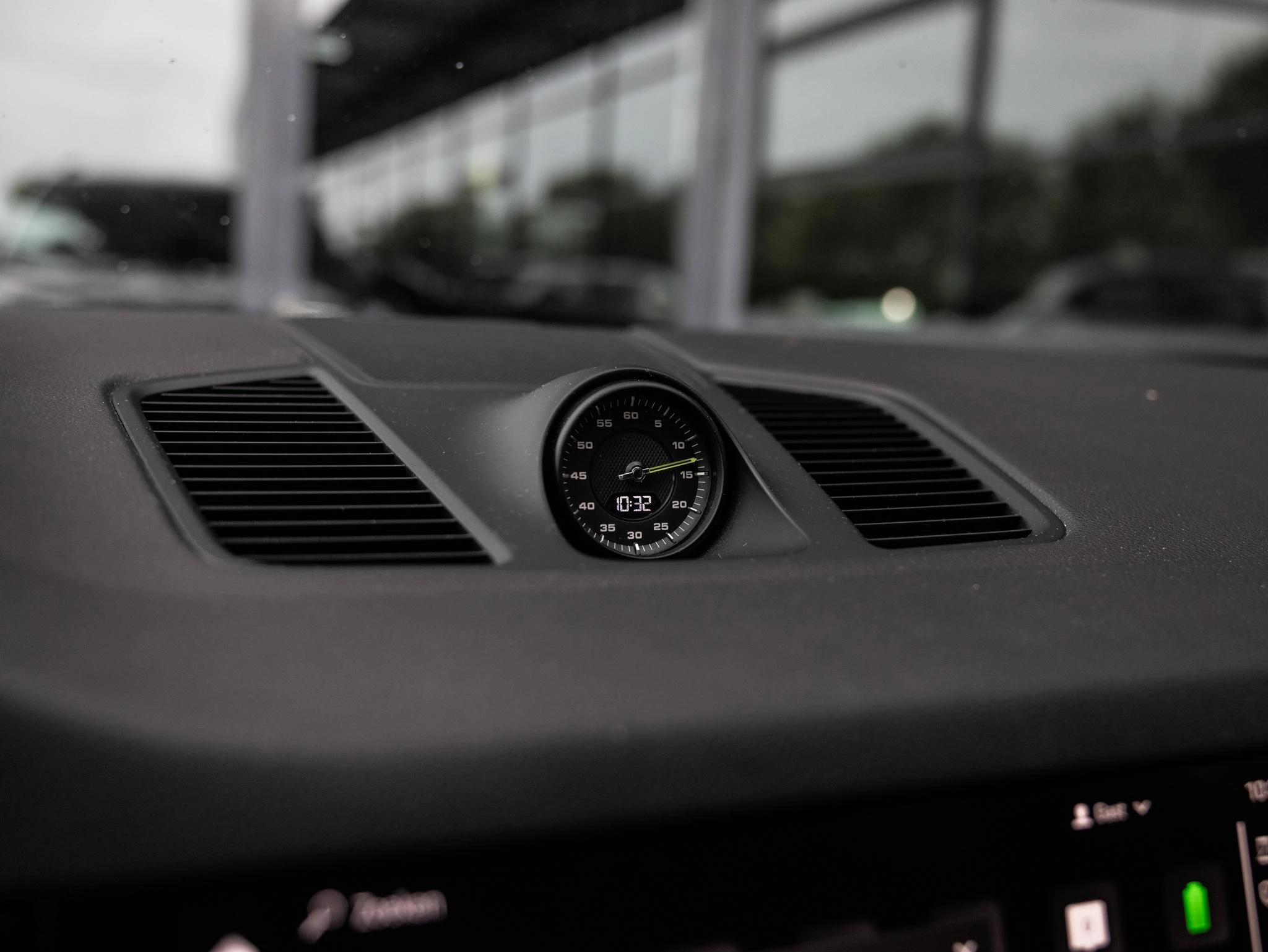 Porsche-Cayenne-image-49