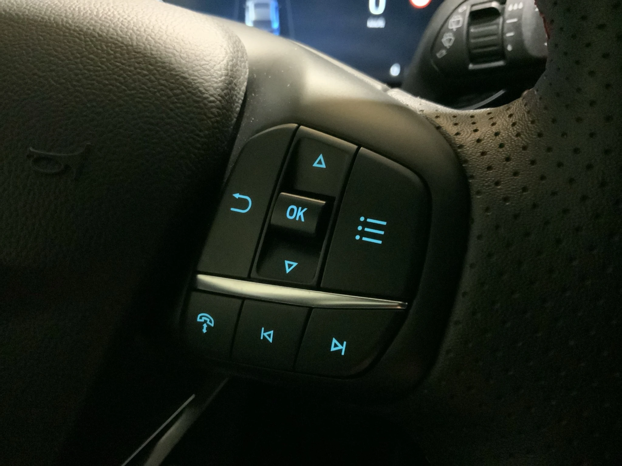 Ford-Kuga-image-18