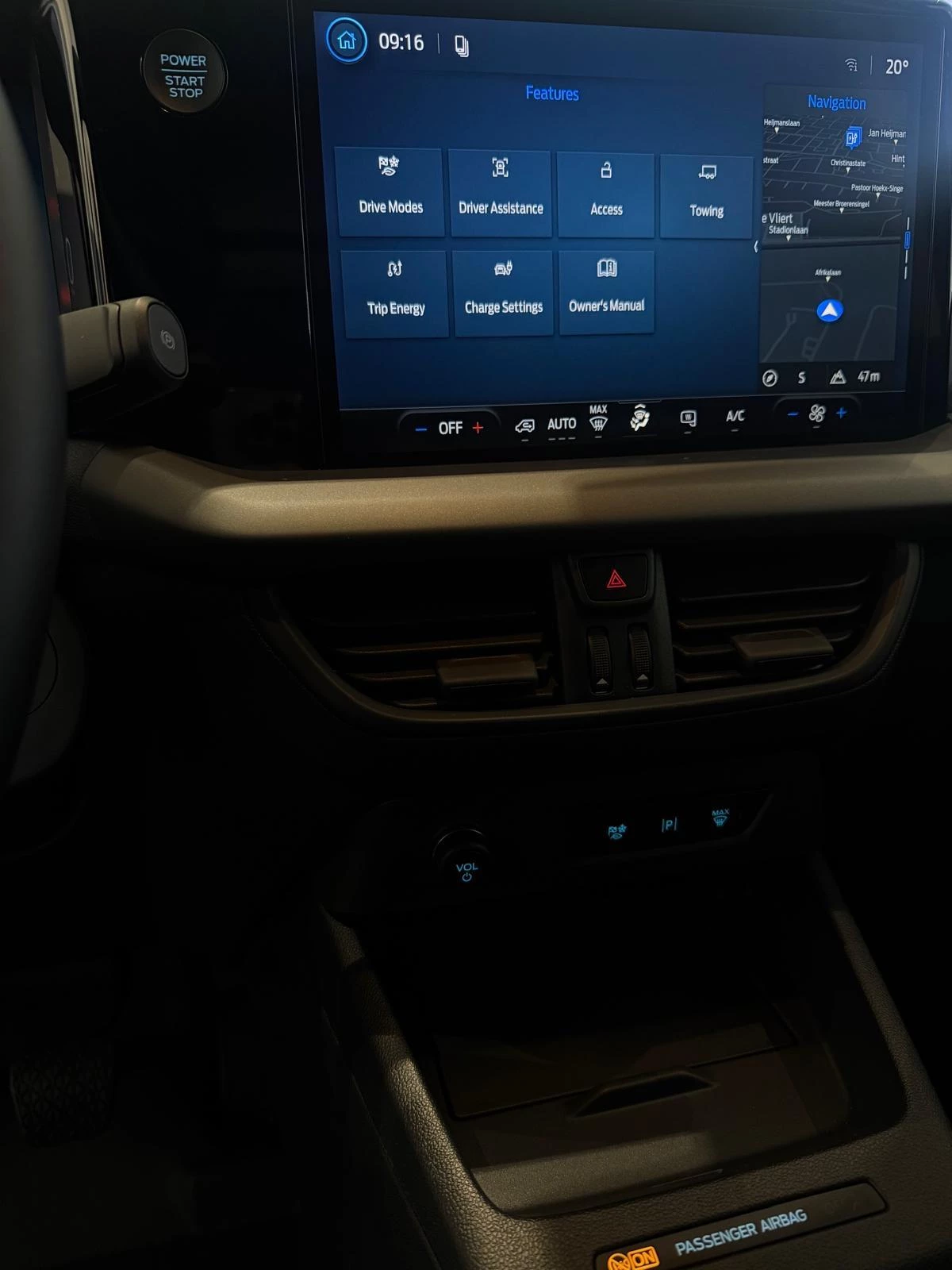 Ford-E-Transit Courier-image-18