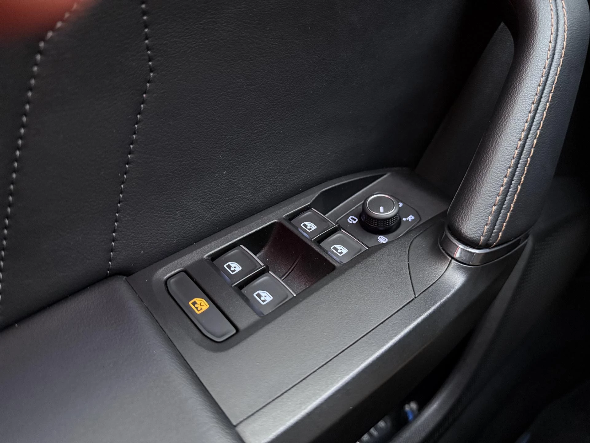 CUPRA Leon Sportstourer 1.4 e-Hybrid Business
