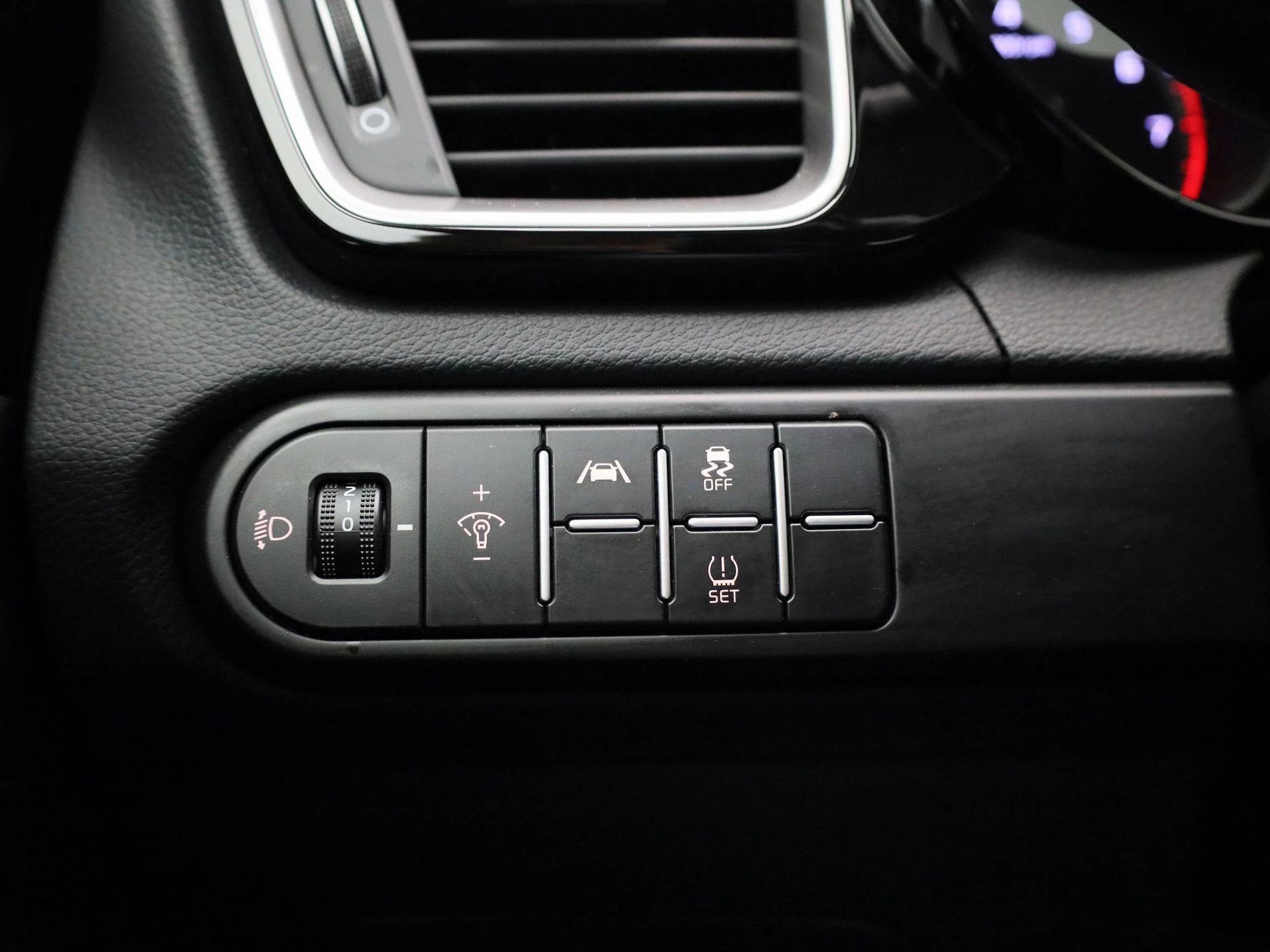 Kia-cee'd-image-26