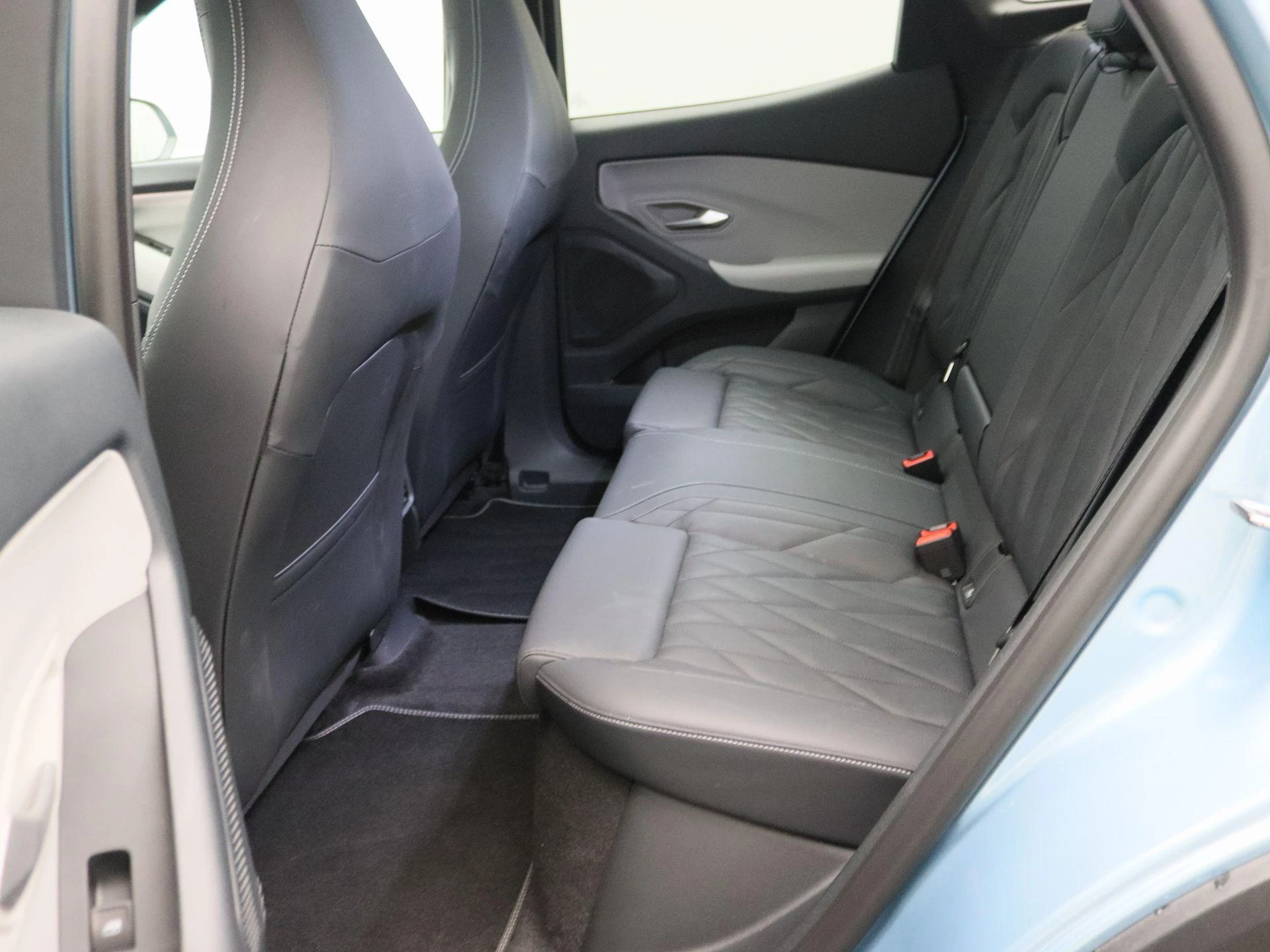 Ford-Explorer-image-13