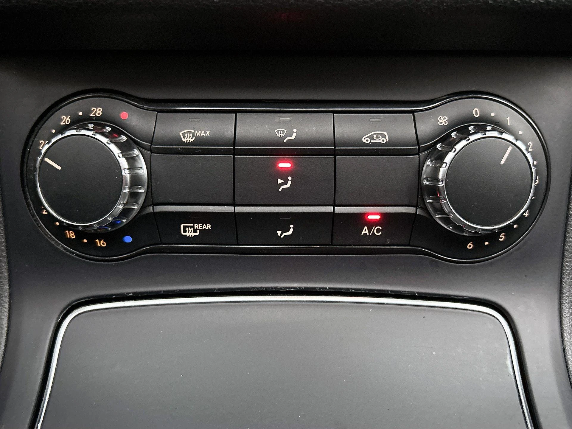 Mercedes-Benz-B-Klasse-image-17