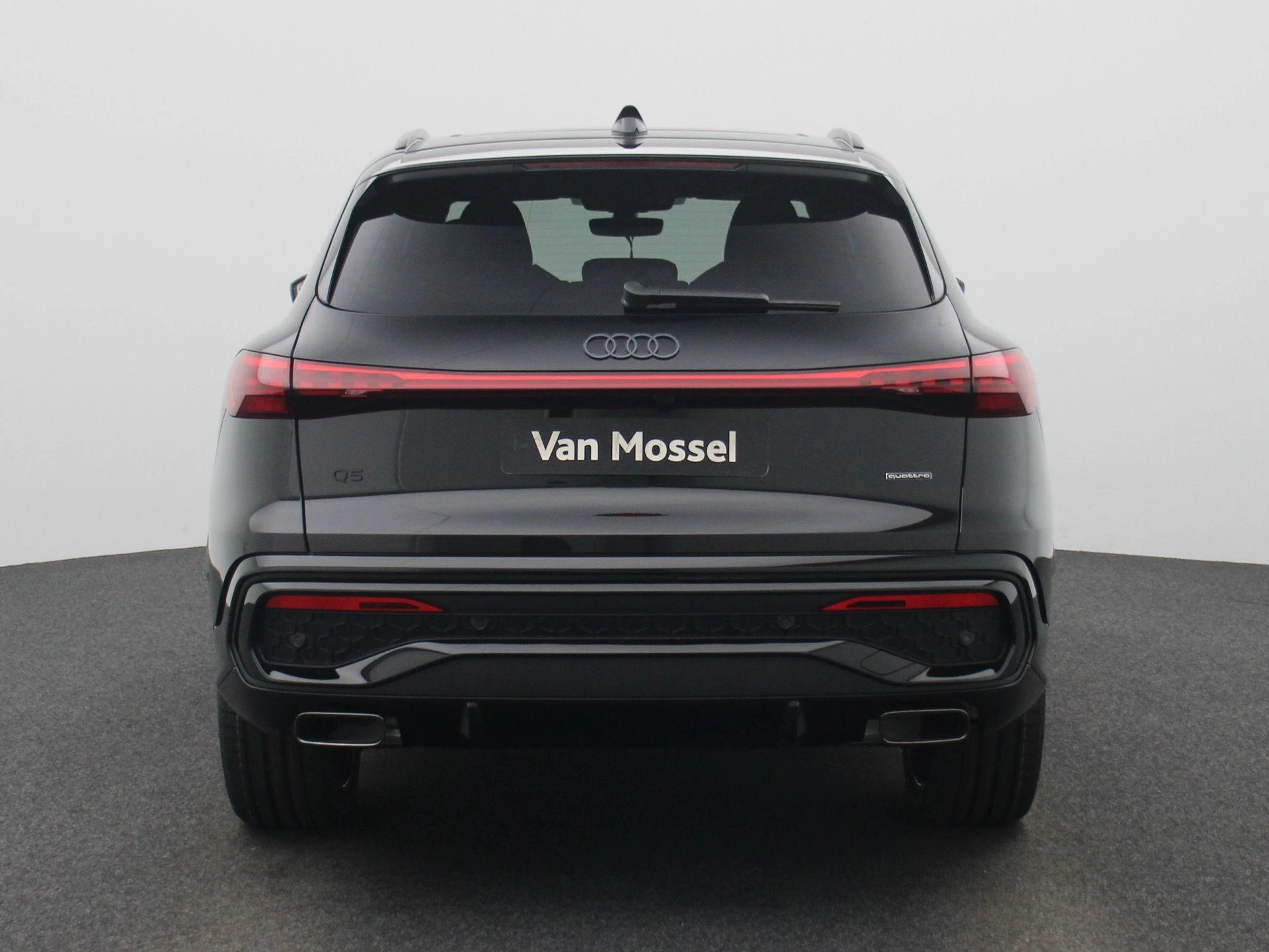 Audi Q5 2.0 TFSI e-hybrid quattro S edition Competition