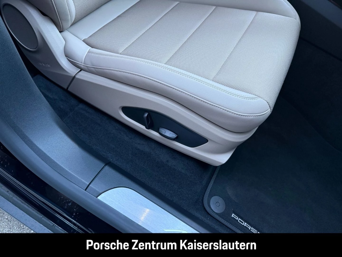 Porsche Macan Hinterachslenkung BOSE Luftfederung 21-Zol -
