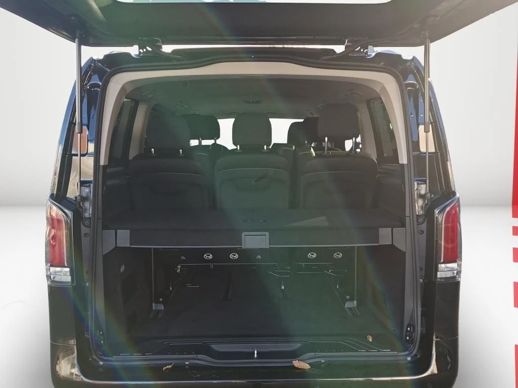 Mercedes-Benz-Vito-image-9
