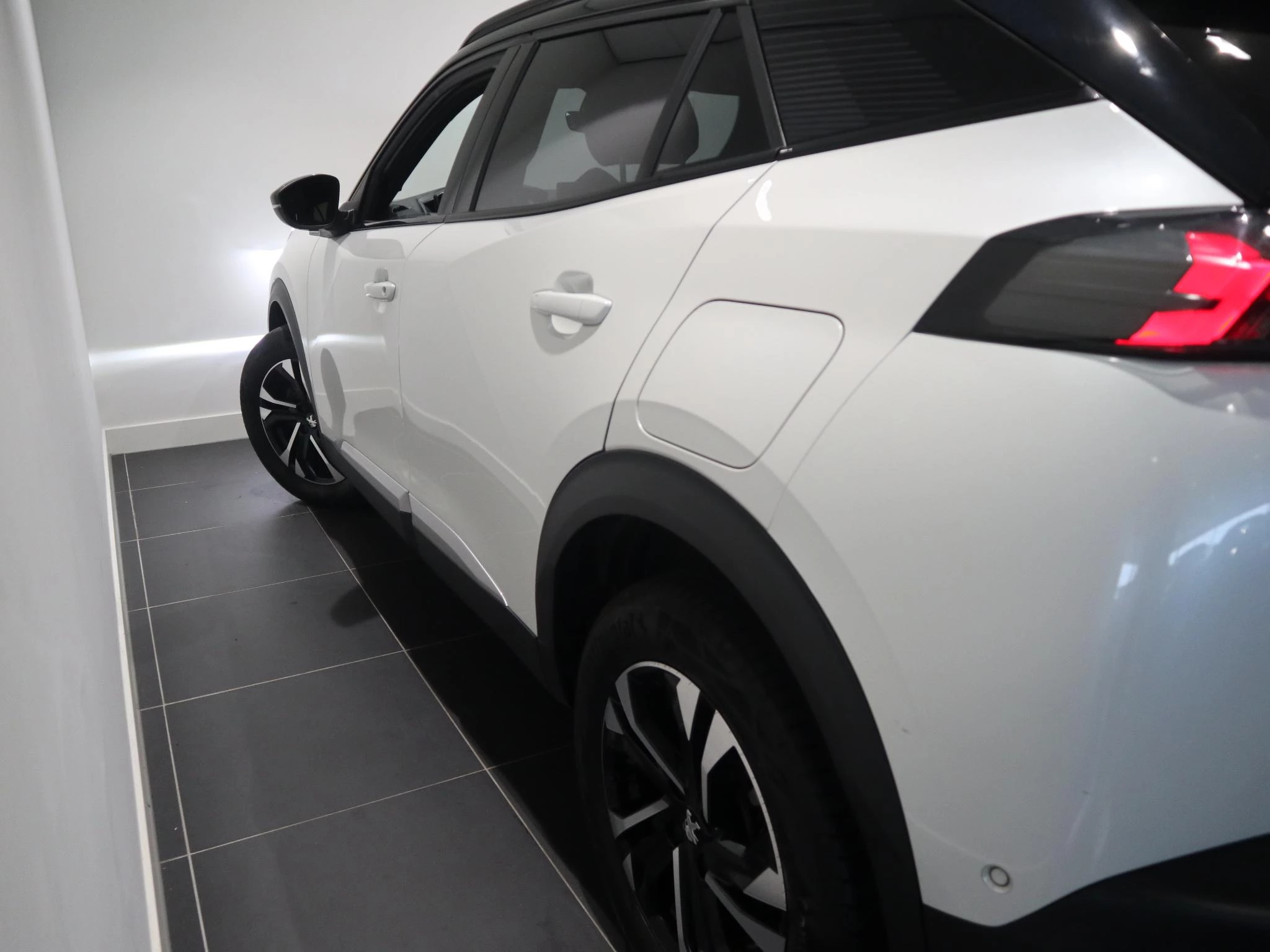 Peugeot-2008-image-23