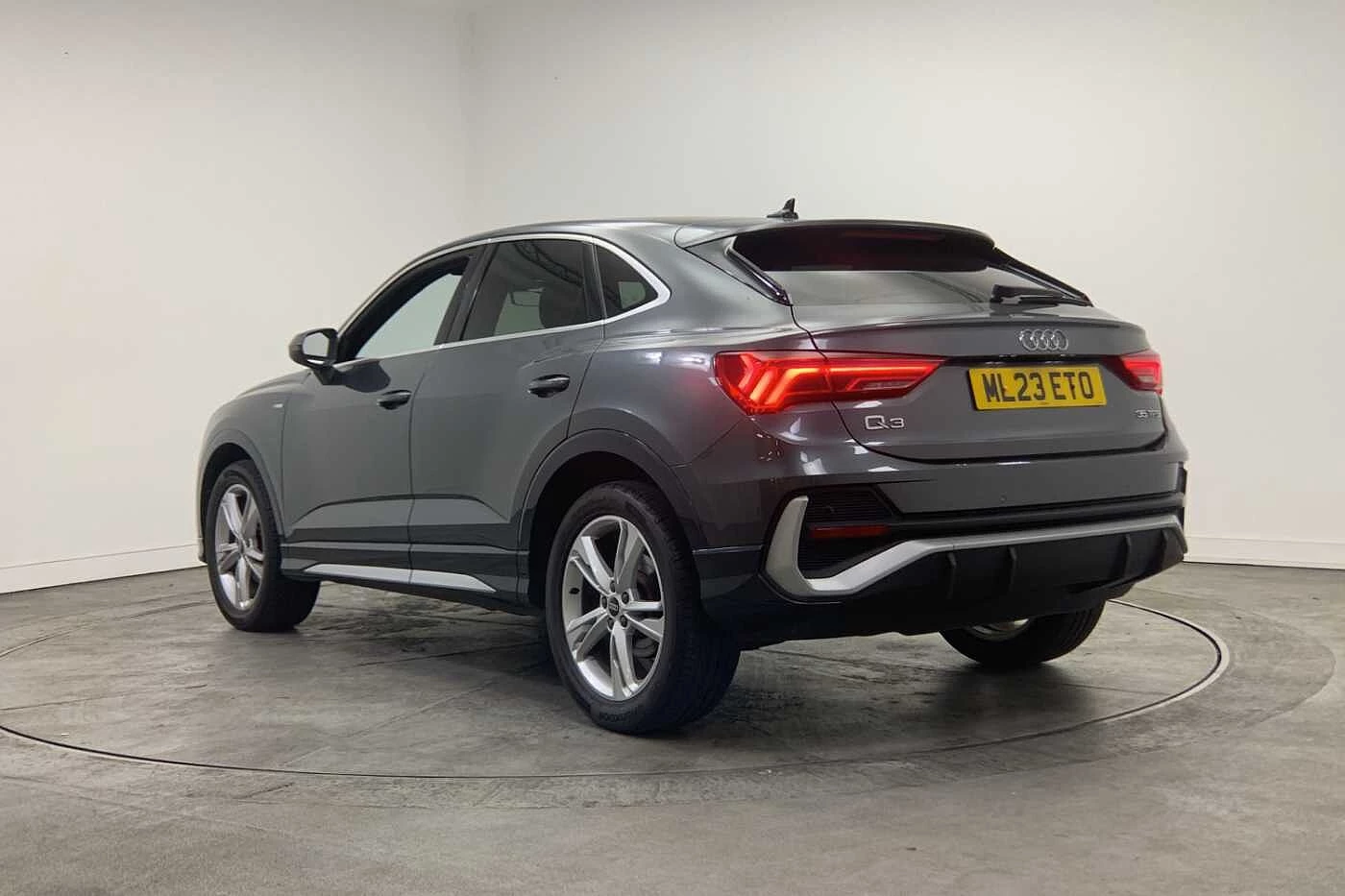 Audi-Q3-image-2