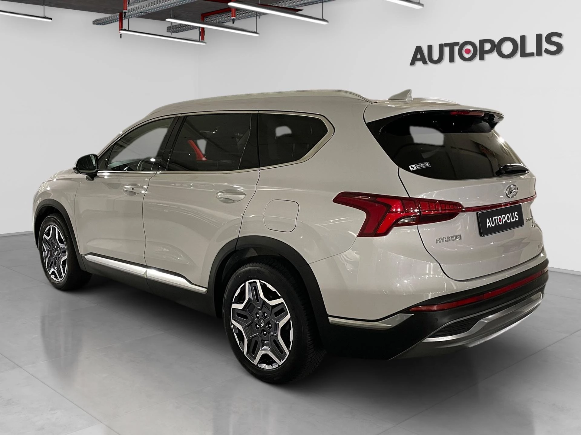 Hyundai Santa Fe 1.6 T-GDi Plug-in Hybrid 4x4 Shine Aut.