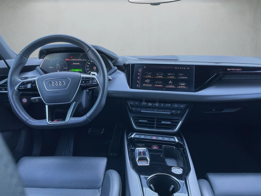 Audi e-tron GT RS quattro *SOH93%*Matrix*360°*