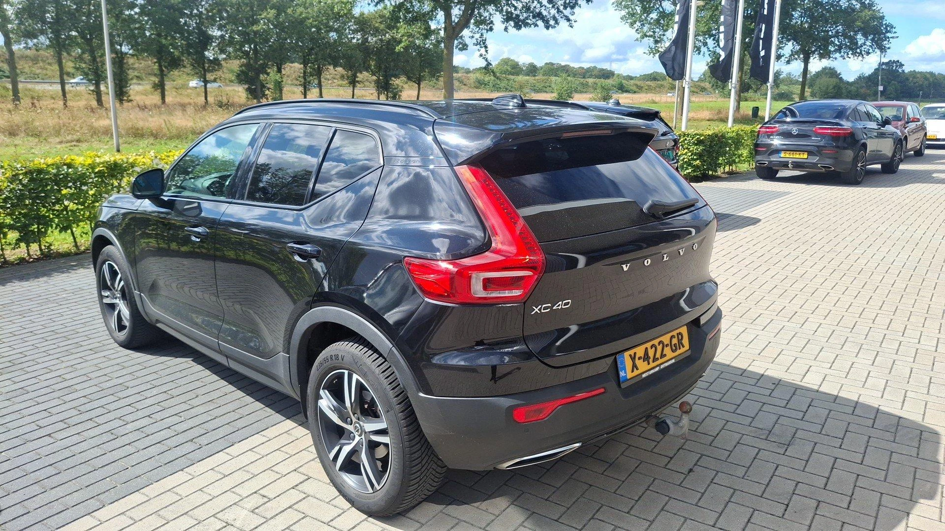 Volvo-XC40-image-1