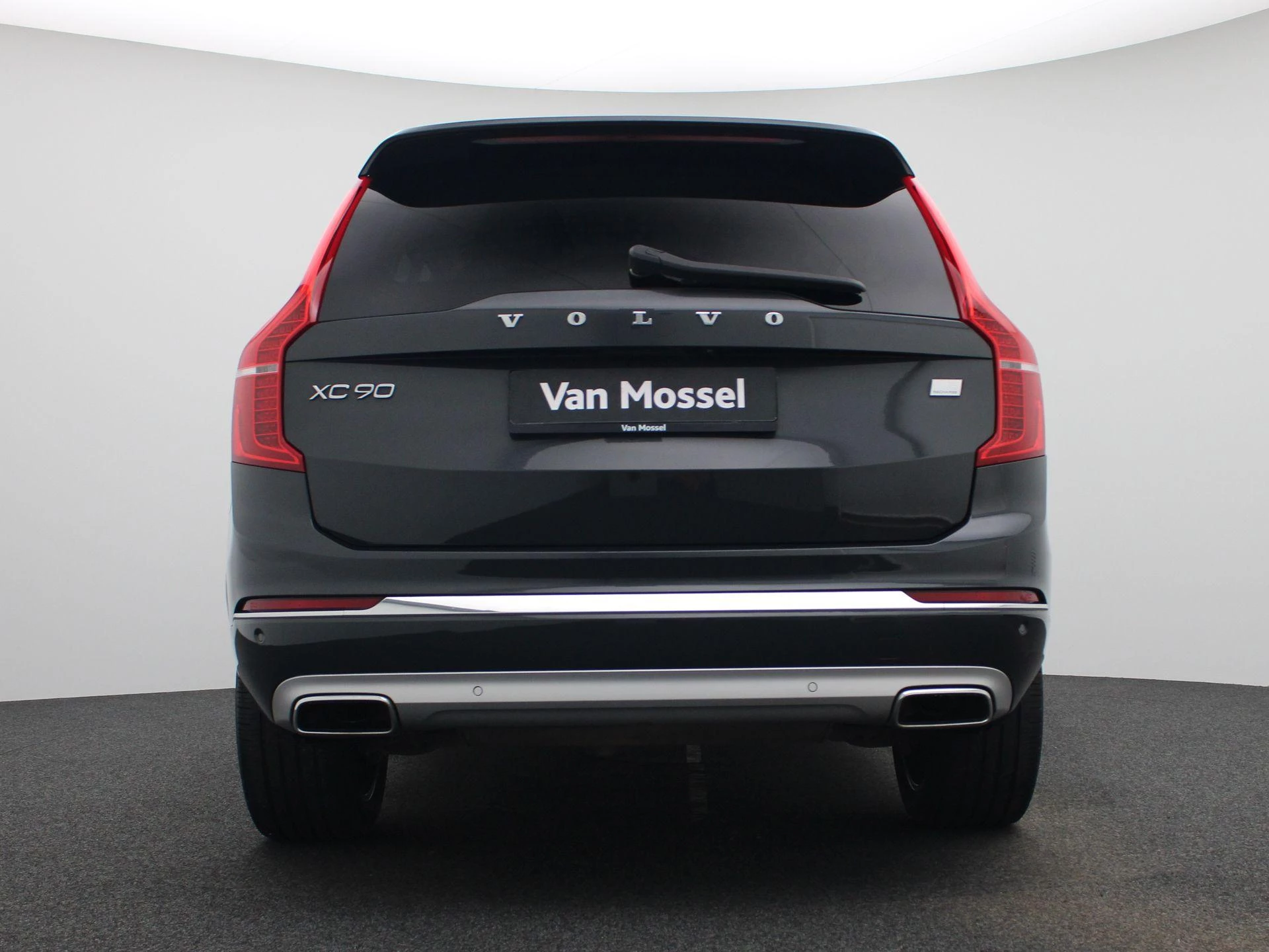 Volvo-XC90-image-4