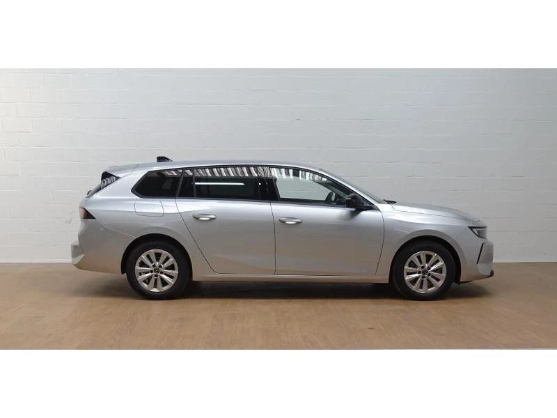 Opel Astra Sports Tourer 1.2T Business Edition Auto