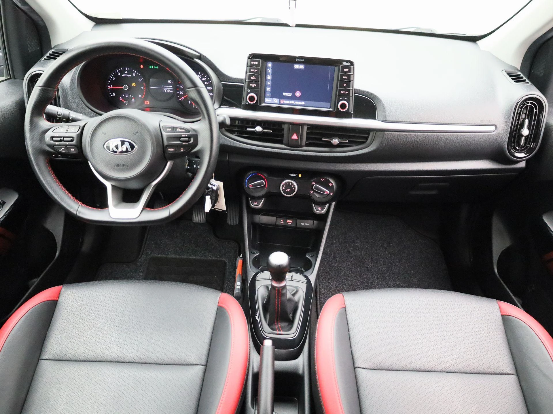 Kia-Picanto-image-8