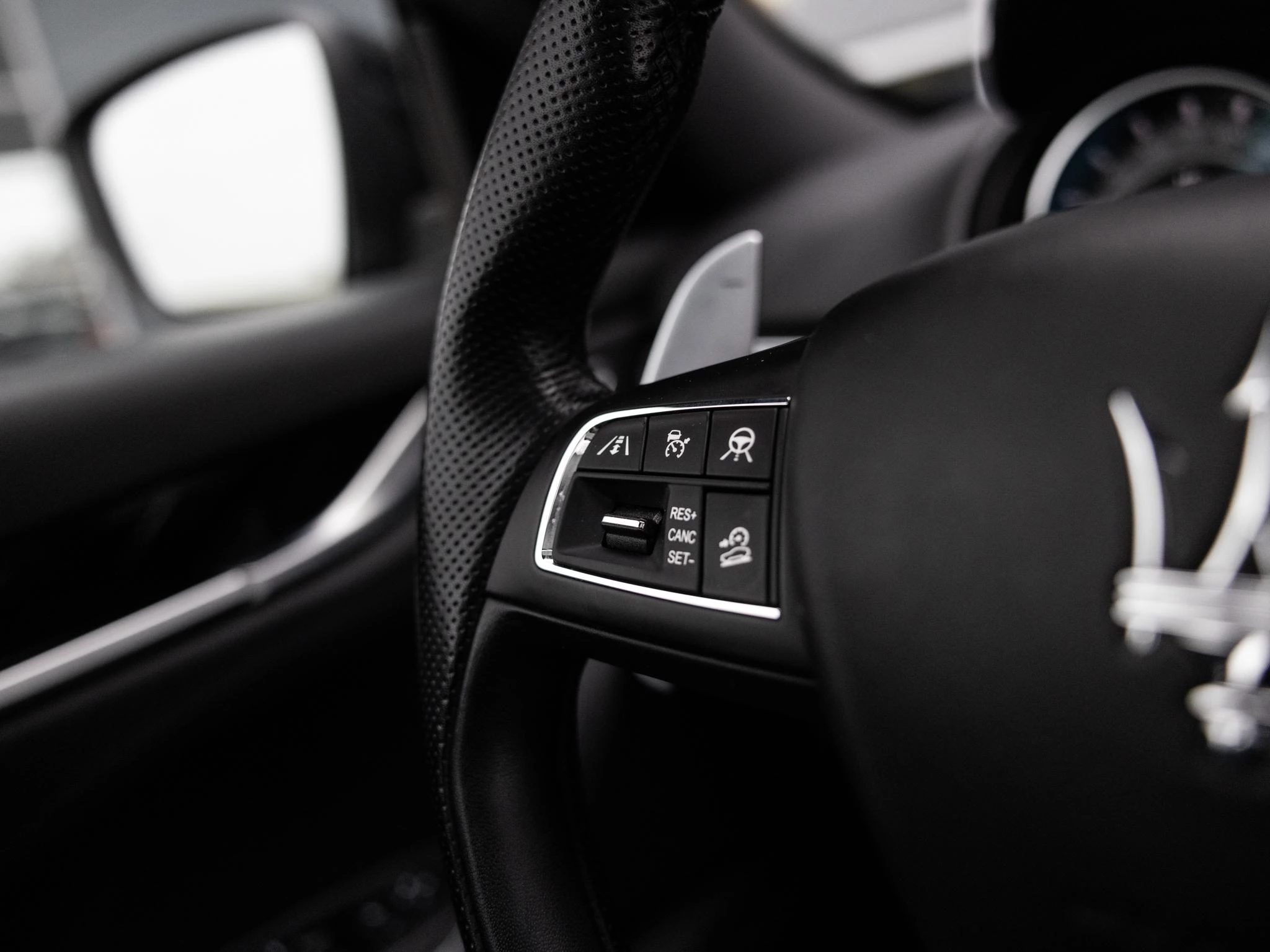 Maserati-Levante-image-38