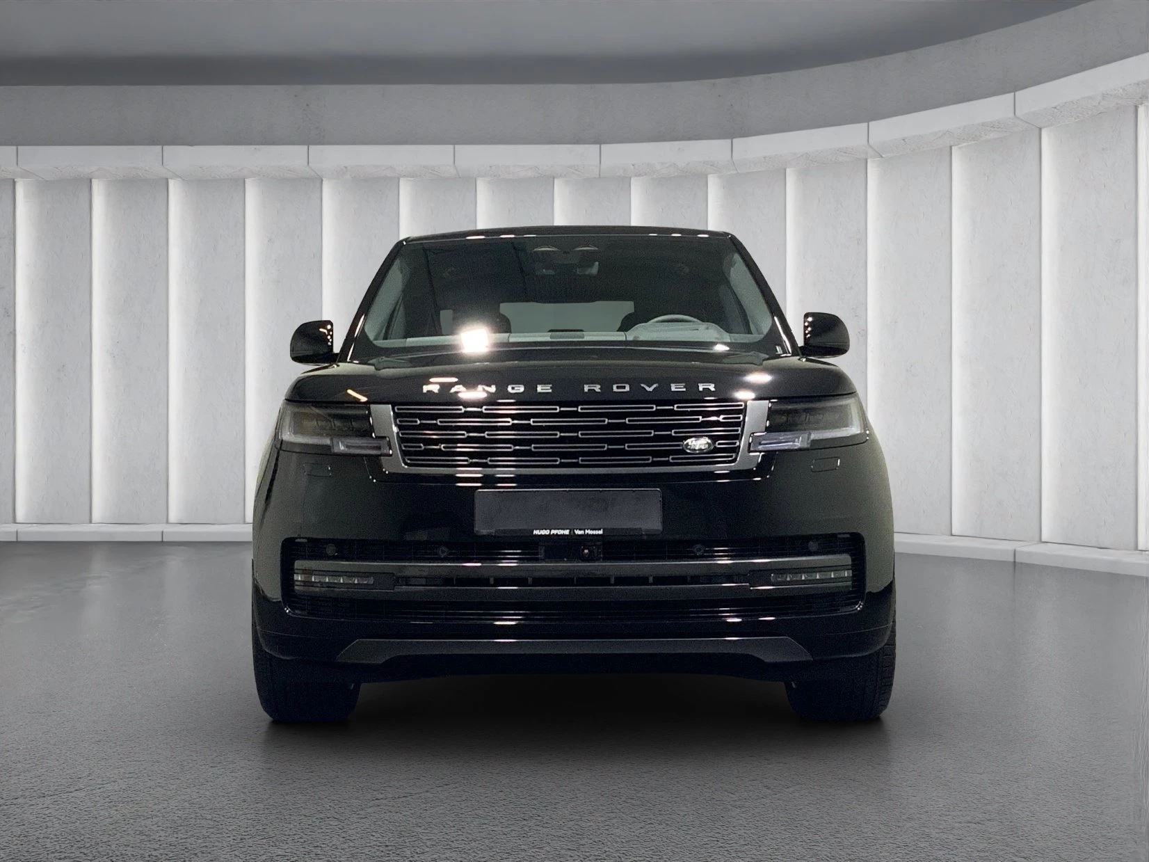 Land Rover Range Rover HSE P460e 22 | Pano | AHK | Black Pack