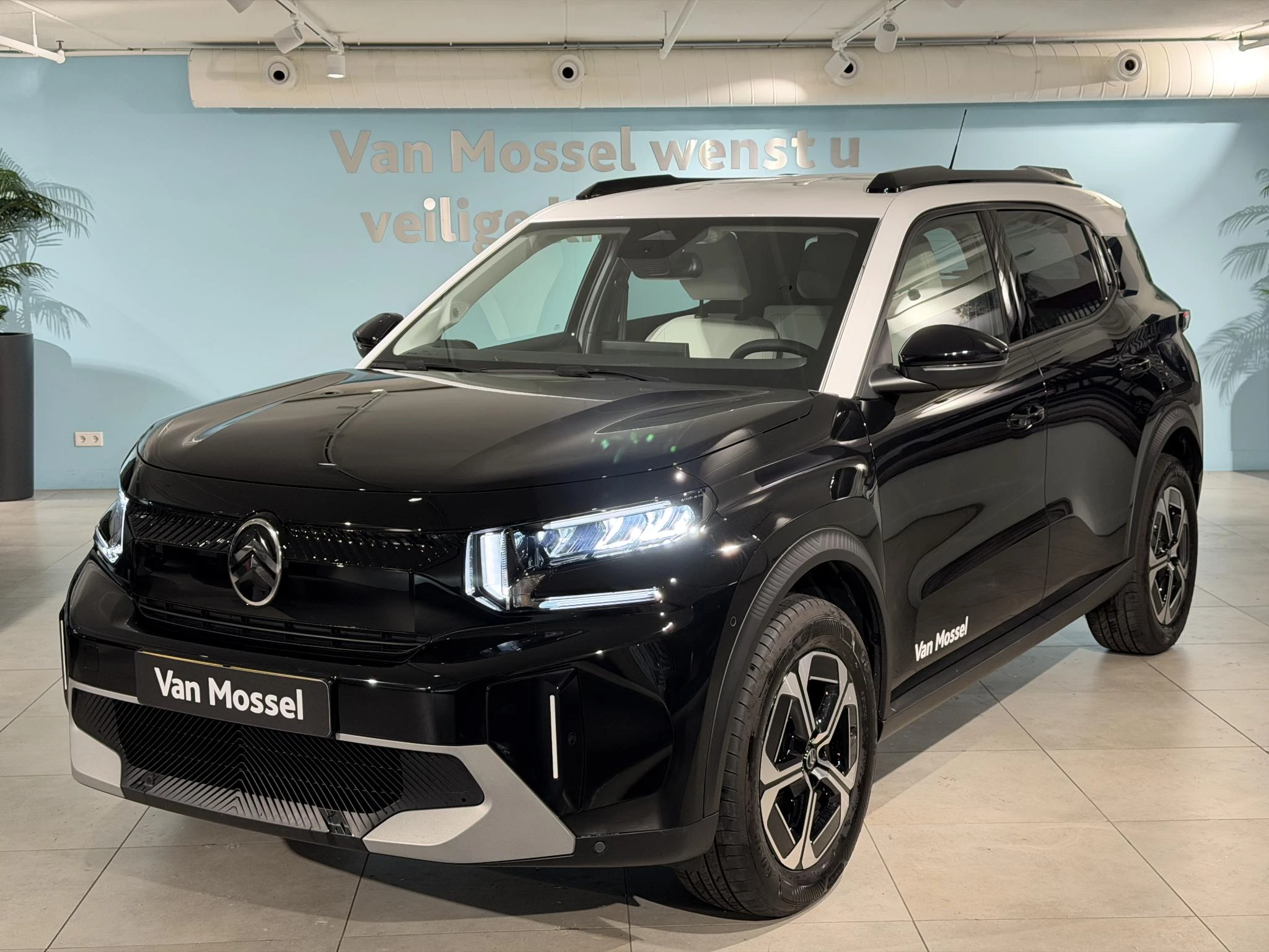 Citroën-ë-C3 Aircross-image-2
