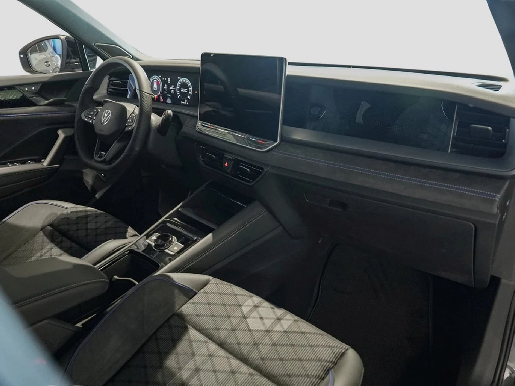 Volkswagen Tayron 2,0 l TDI 4MOTION DSG R-Line VAL