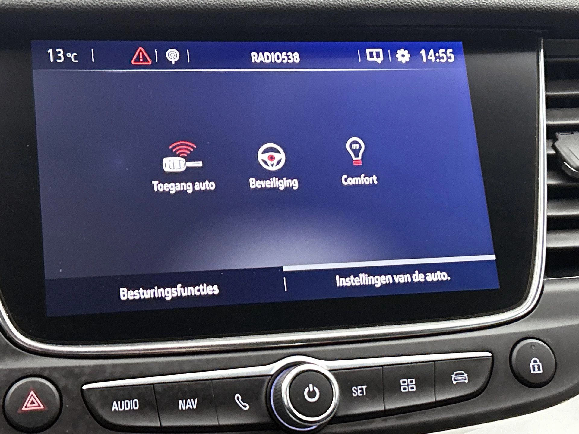 Opel-Grandland X-image-9