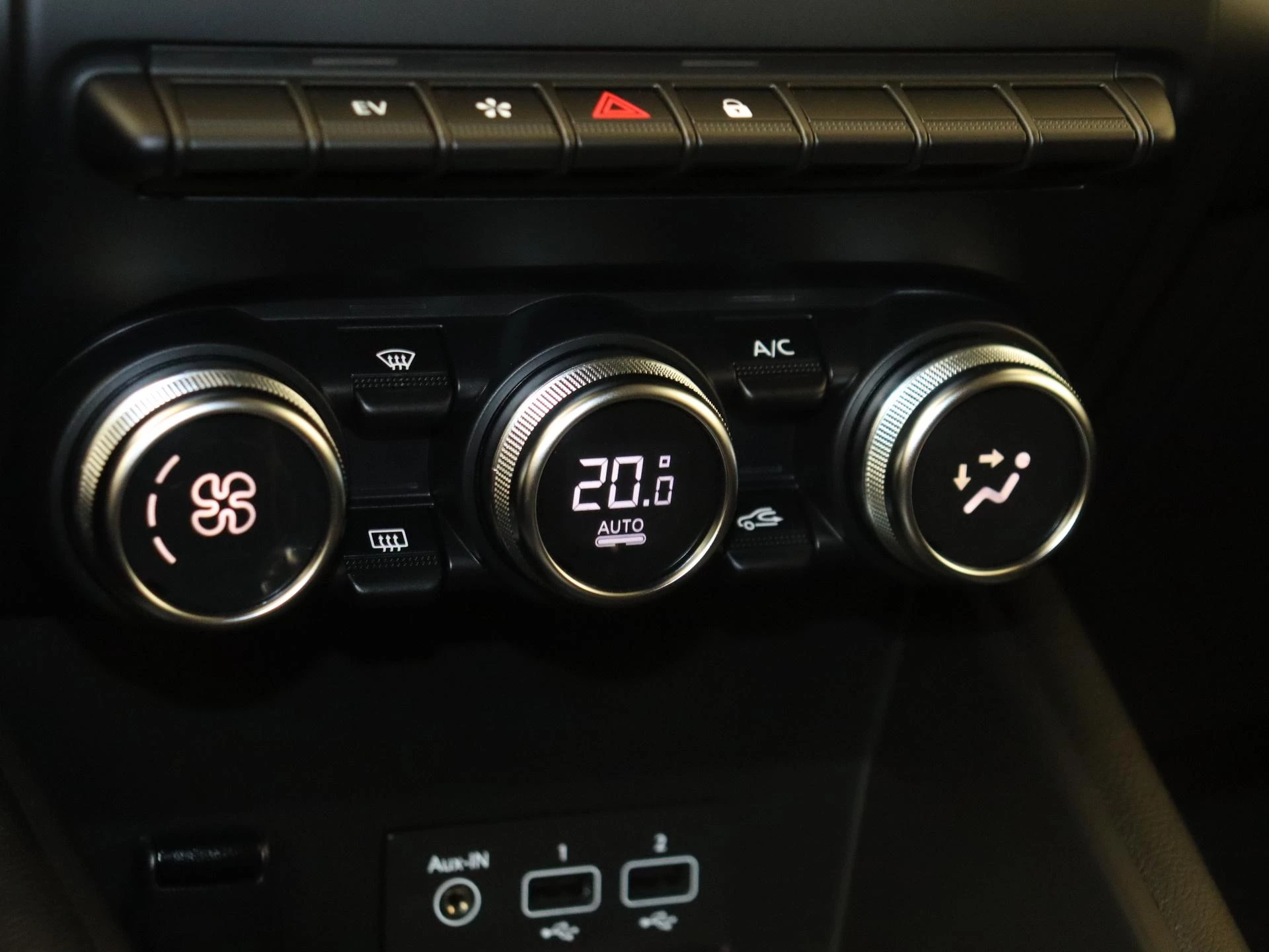 Renault-Captur-image-22
