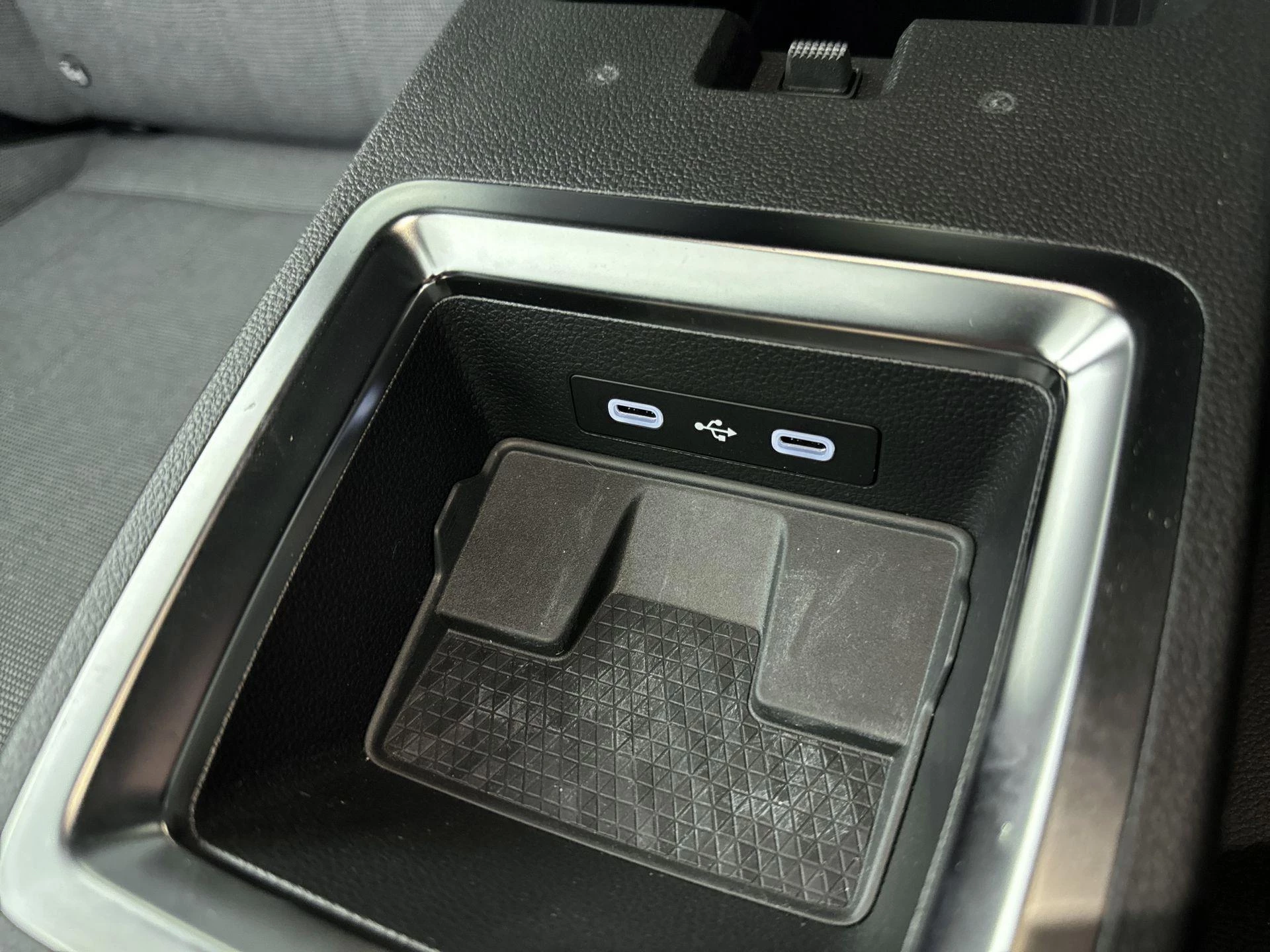 Renault-Megane E-Tech-image-20