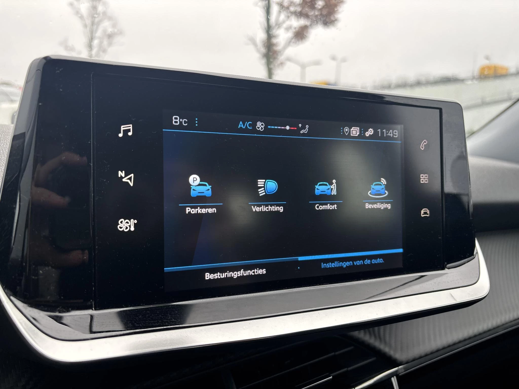 Peugeot-2008-image-16