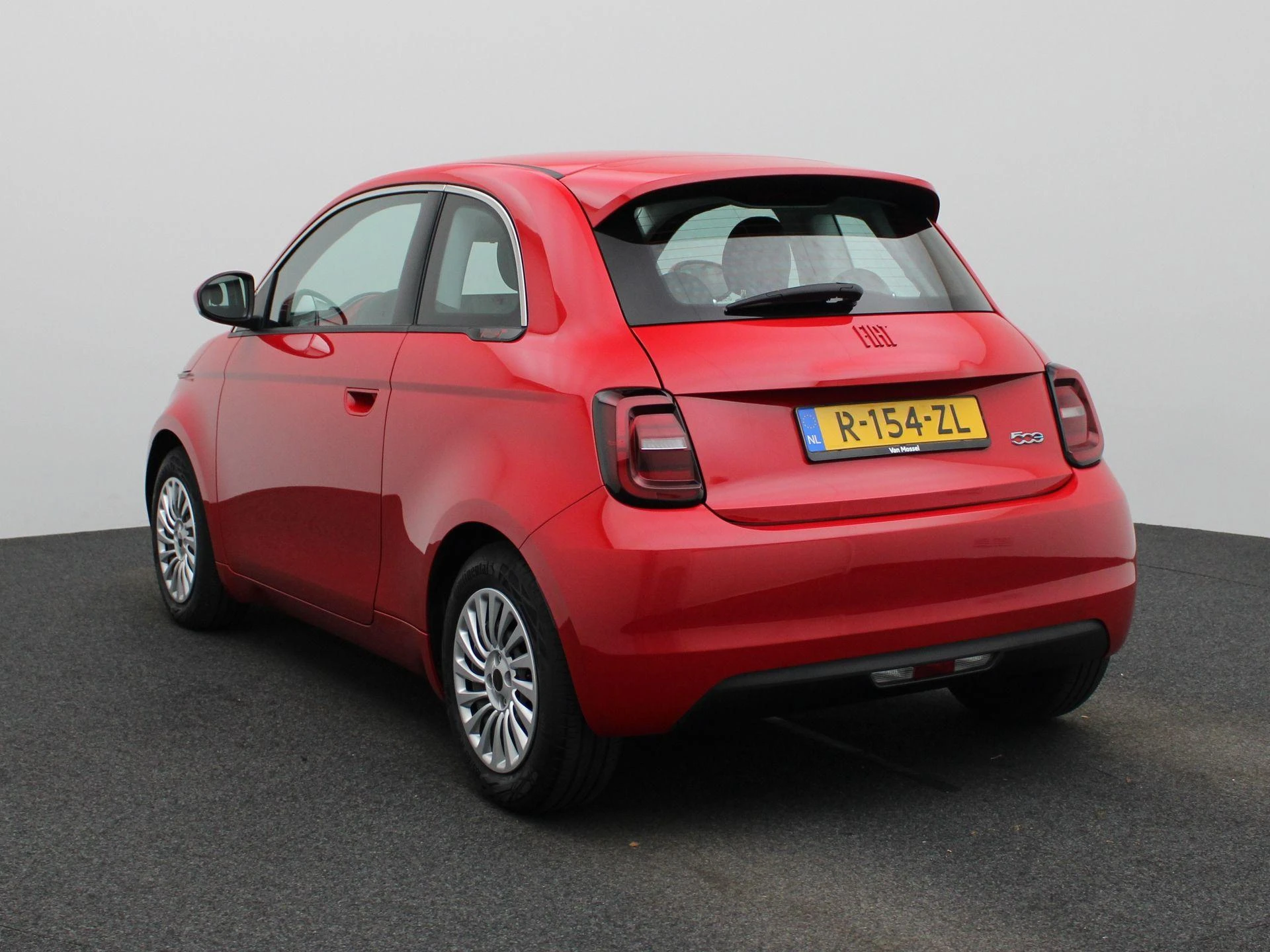 Fiat-500-image-1