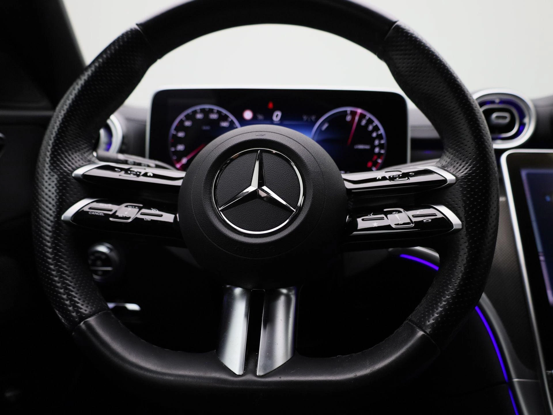 Mercedes-Benz-Classe C-image-6