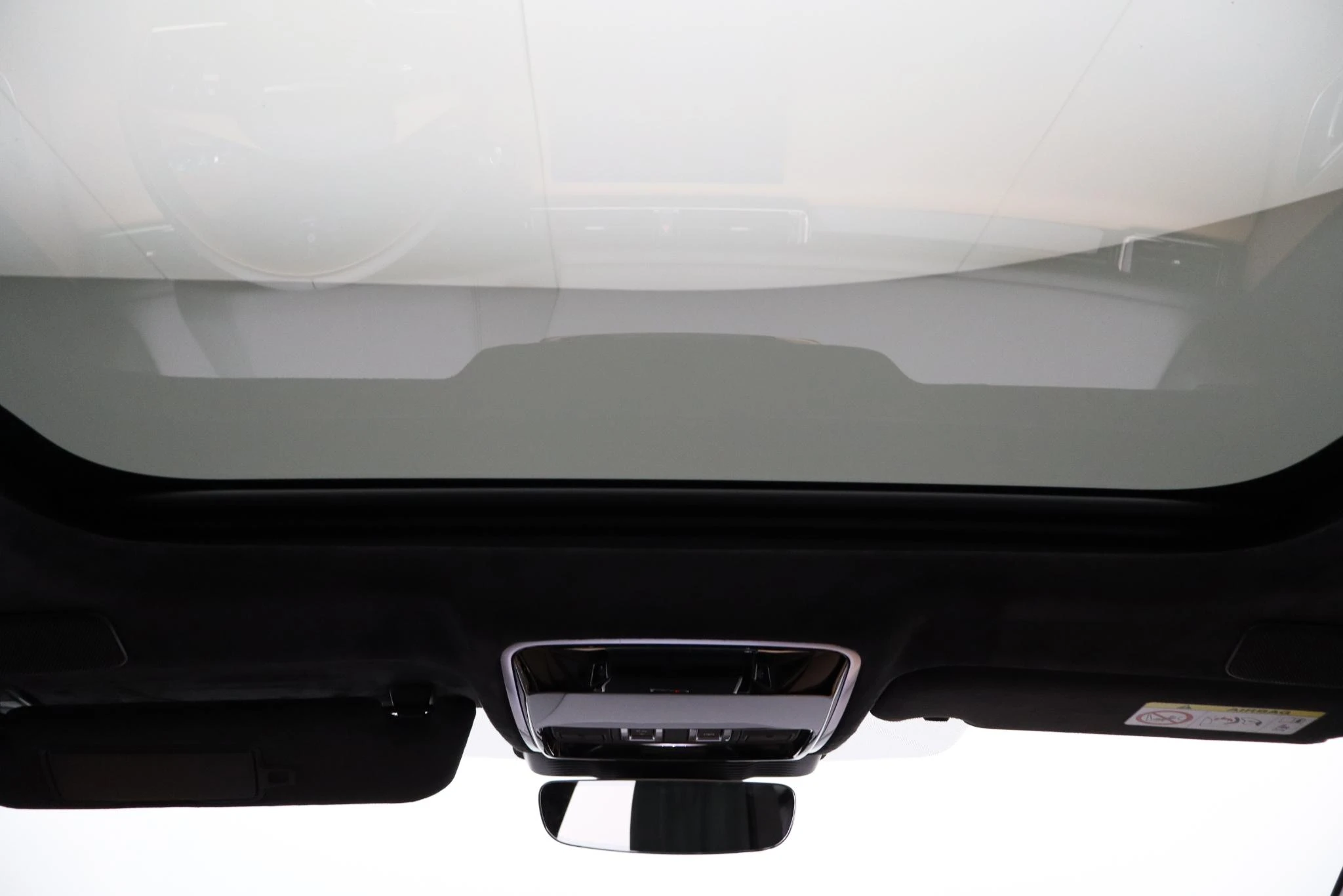 Land Rover-Range Rover Velar-image-39