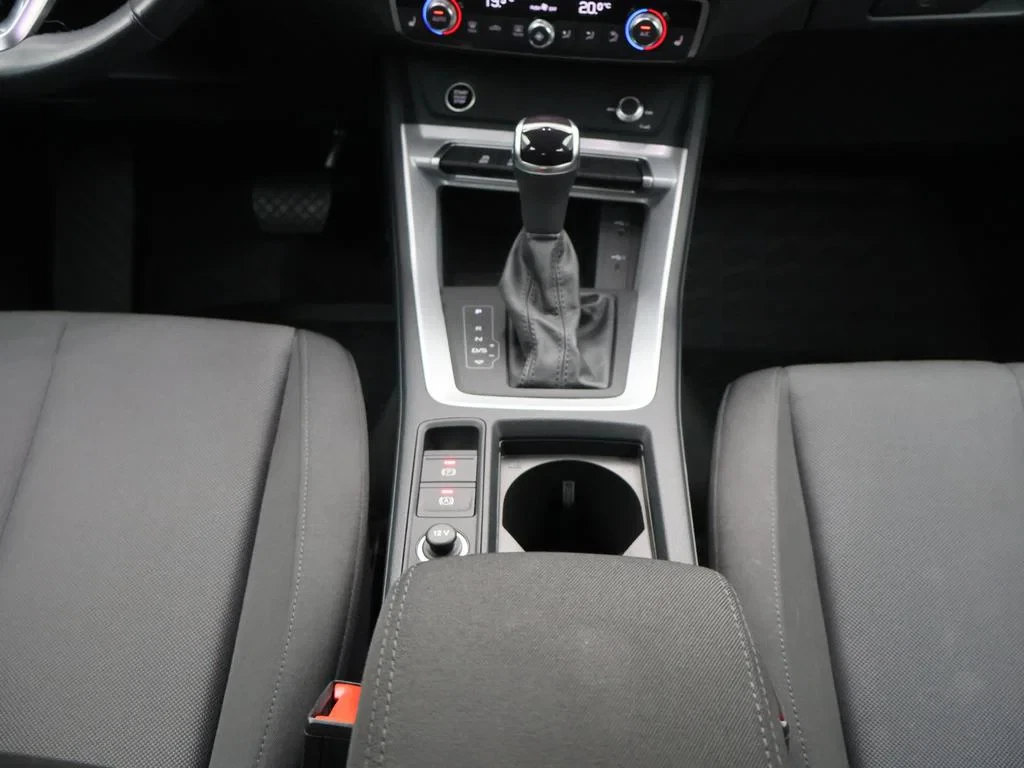 Audi-Q3-image-13