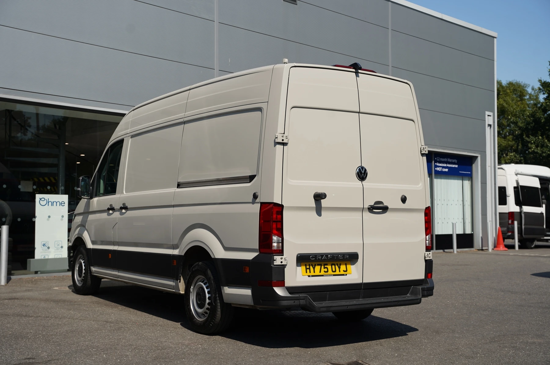 Volkswagen-Crafter-image-2