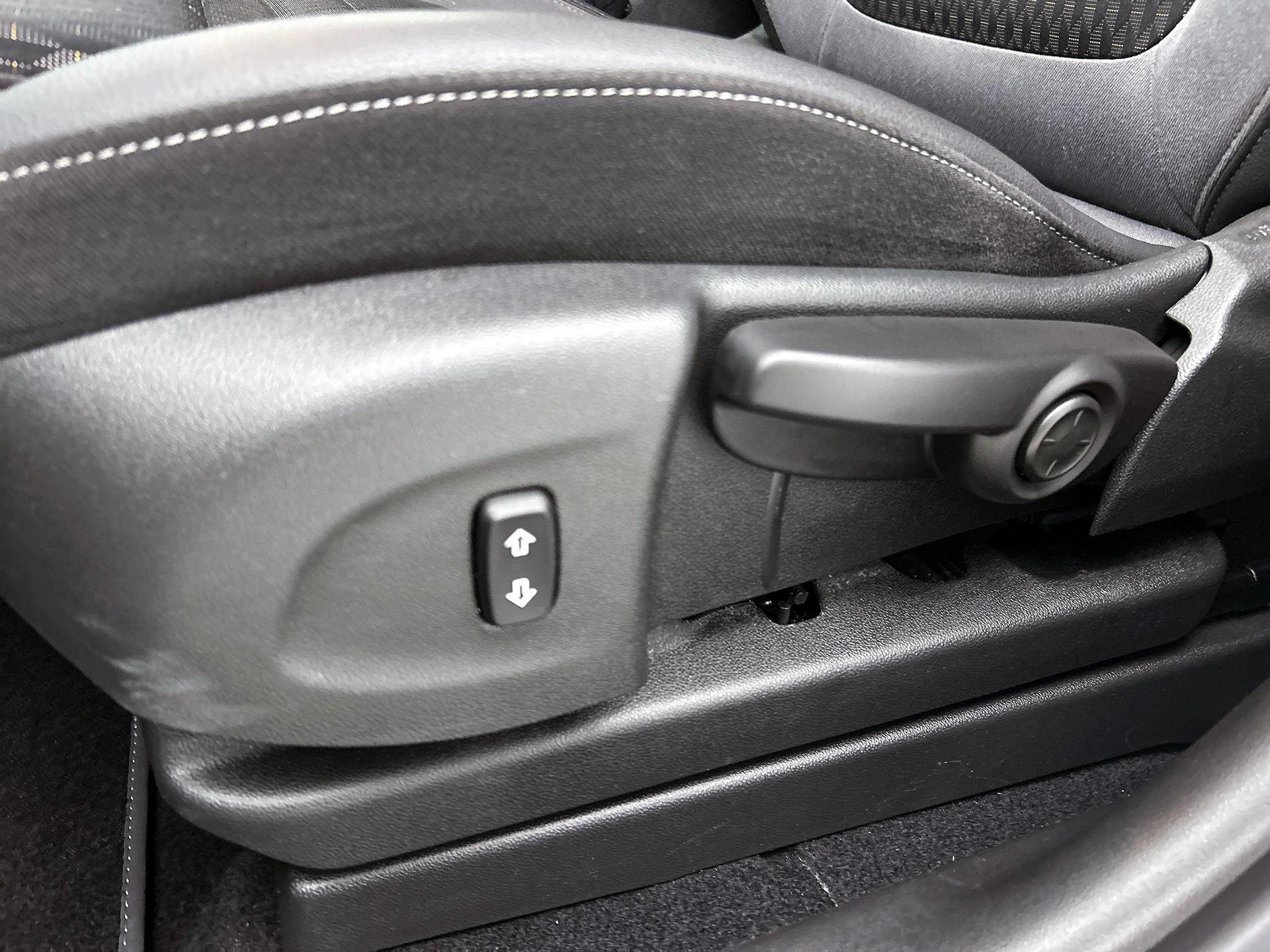 Opel-Crossland X-image-18