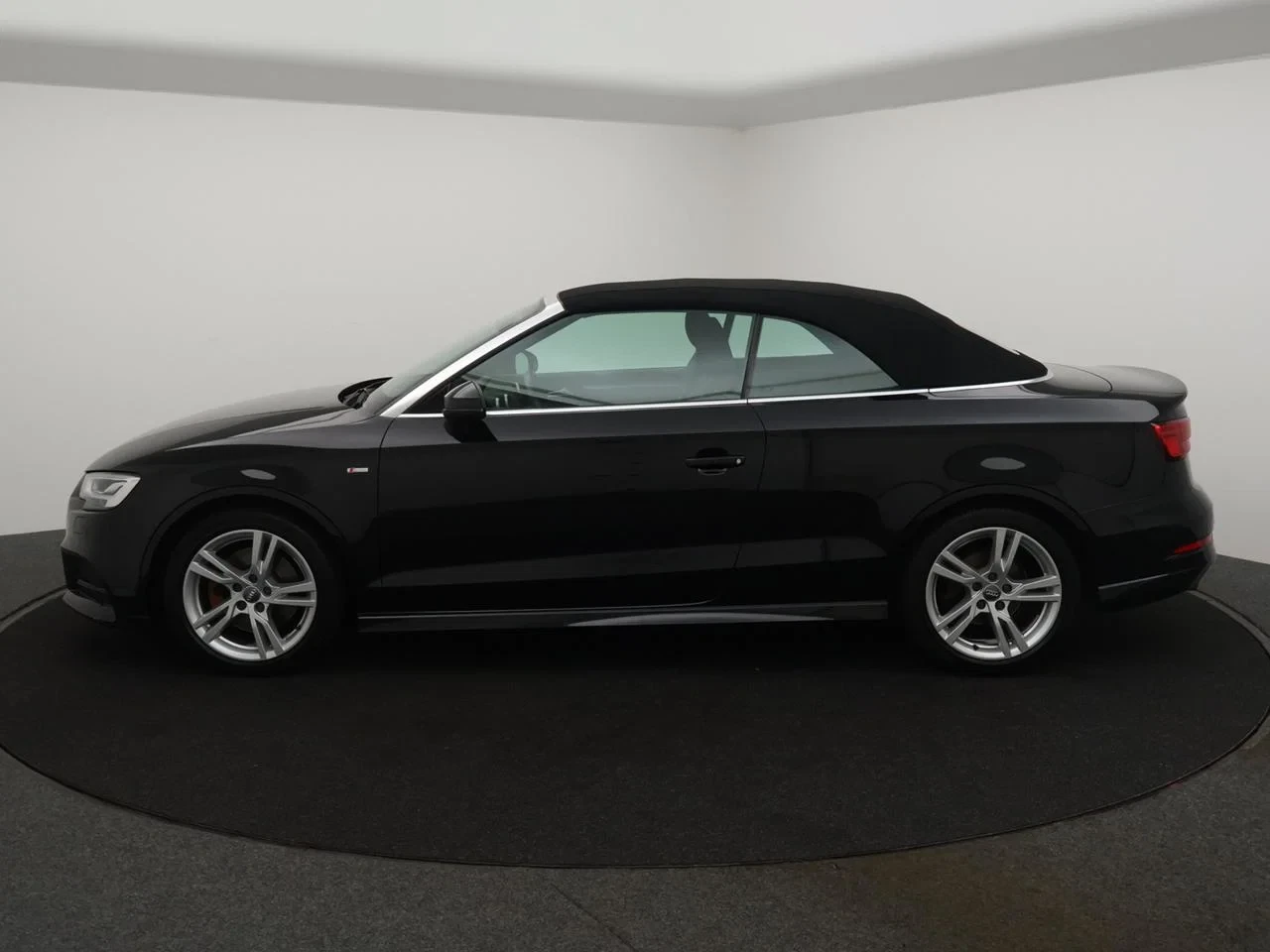 Audi A3 Cabriolet Audi A3 Cabriolet 40TFSI QUATTRO 190PK *AUTOMAAT*BRUINE LEDER*CRUISE*VIRTUAL COCKPIT*NAVI*APP-CONNECT*...*