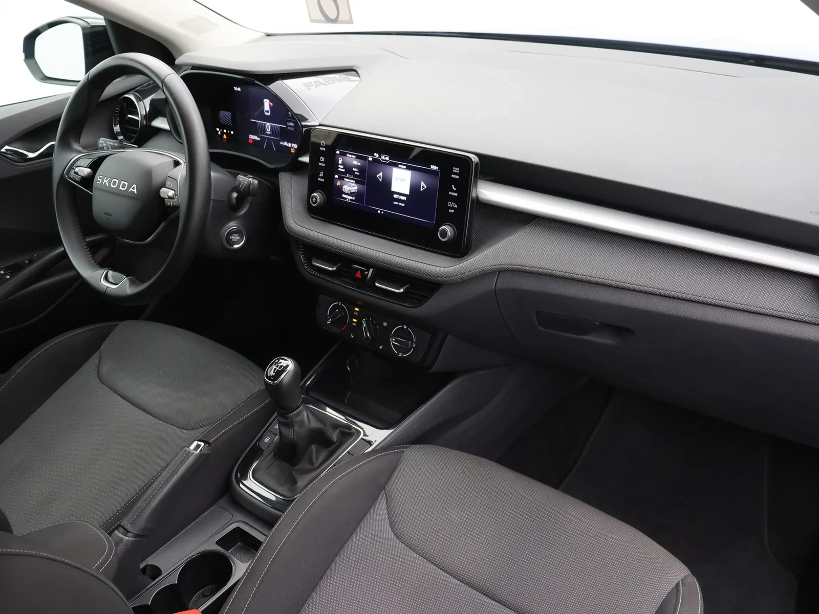 Škoda Fabia Fabia 1.0i Selection *APP CONNECT*PDC*ZETELVERWARMING*DIGITAL DASHBOARD*...