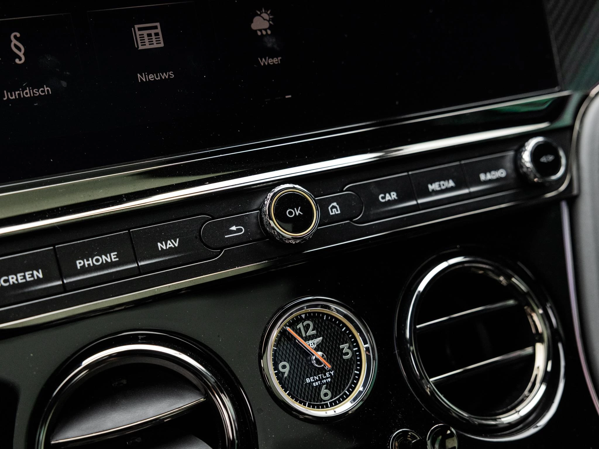 Bentley-Continental GT-image-37