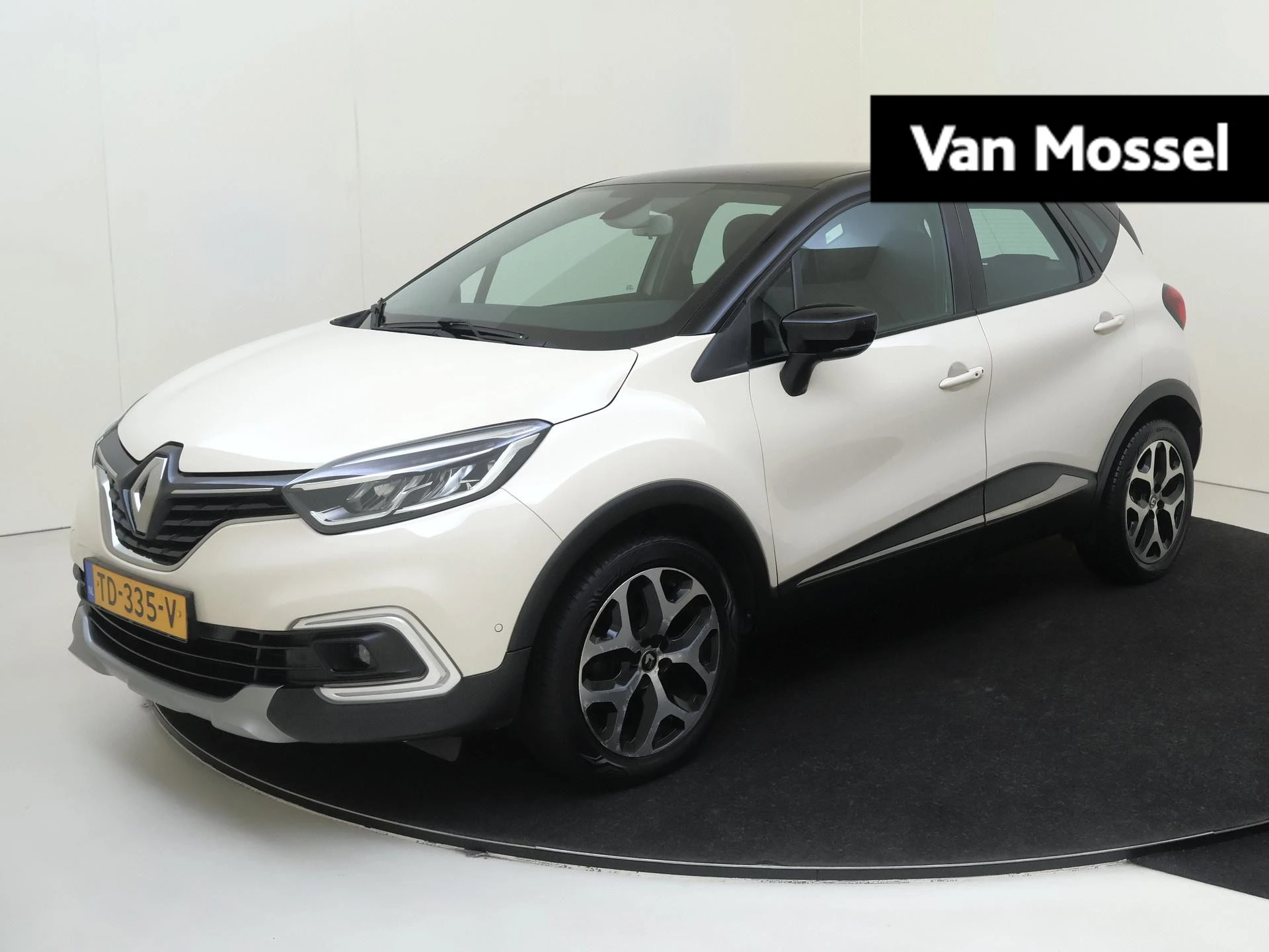 Renault-Captur-image-0