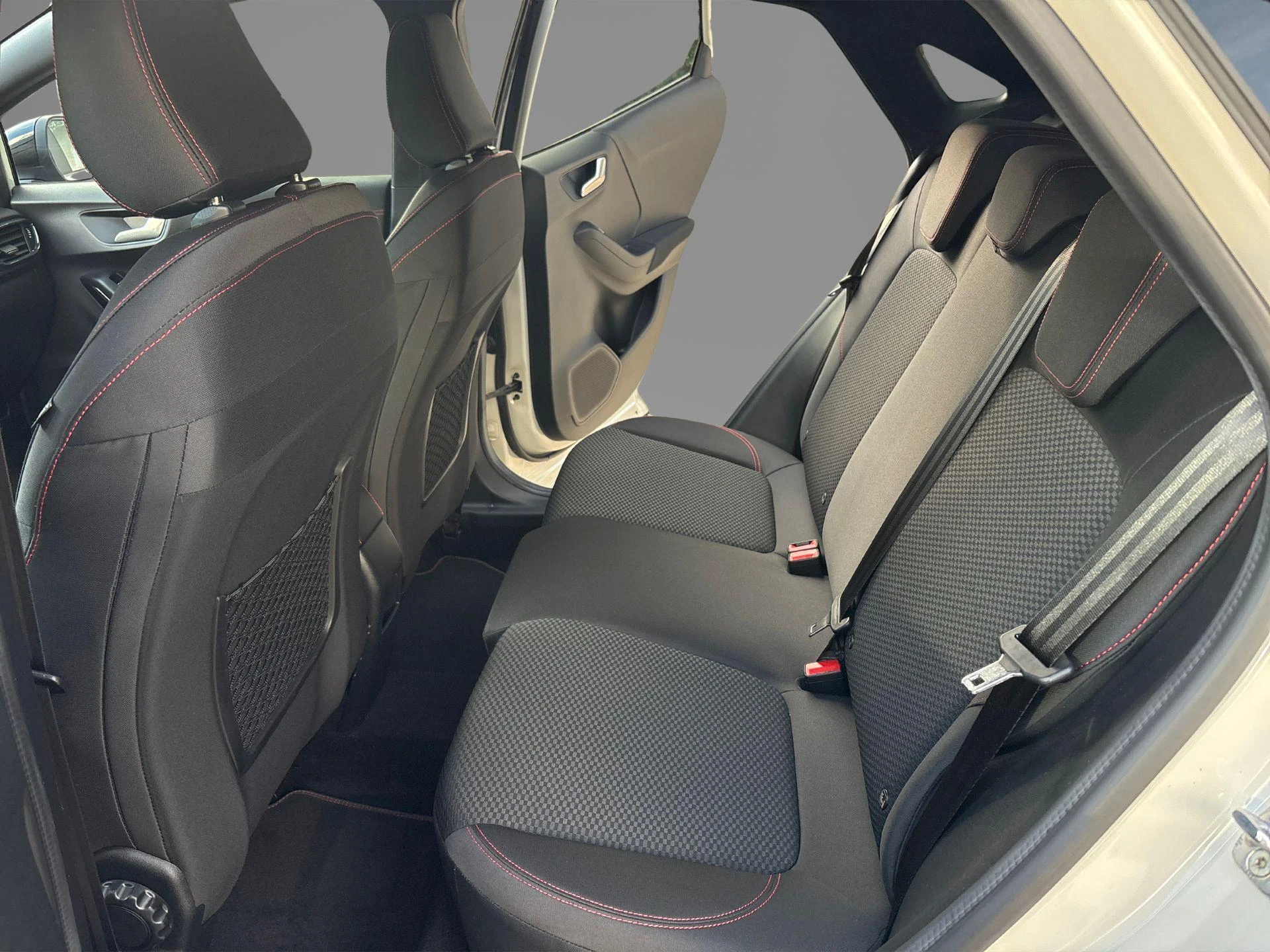 Ford-Puma-image-8