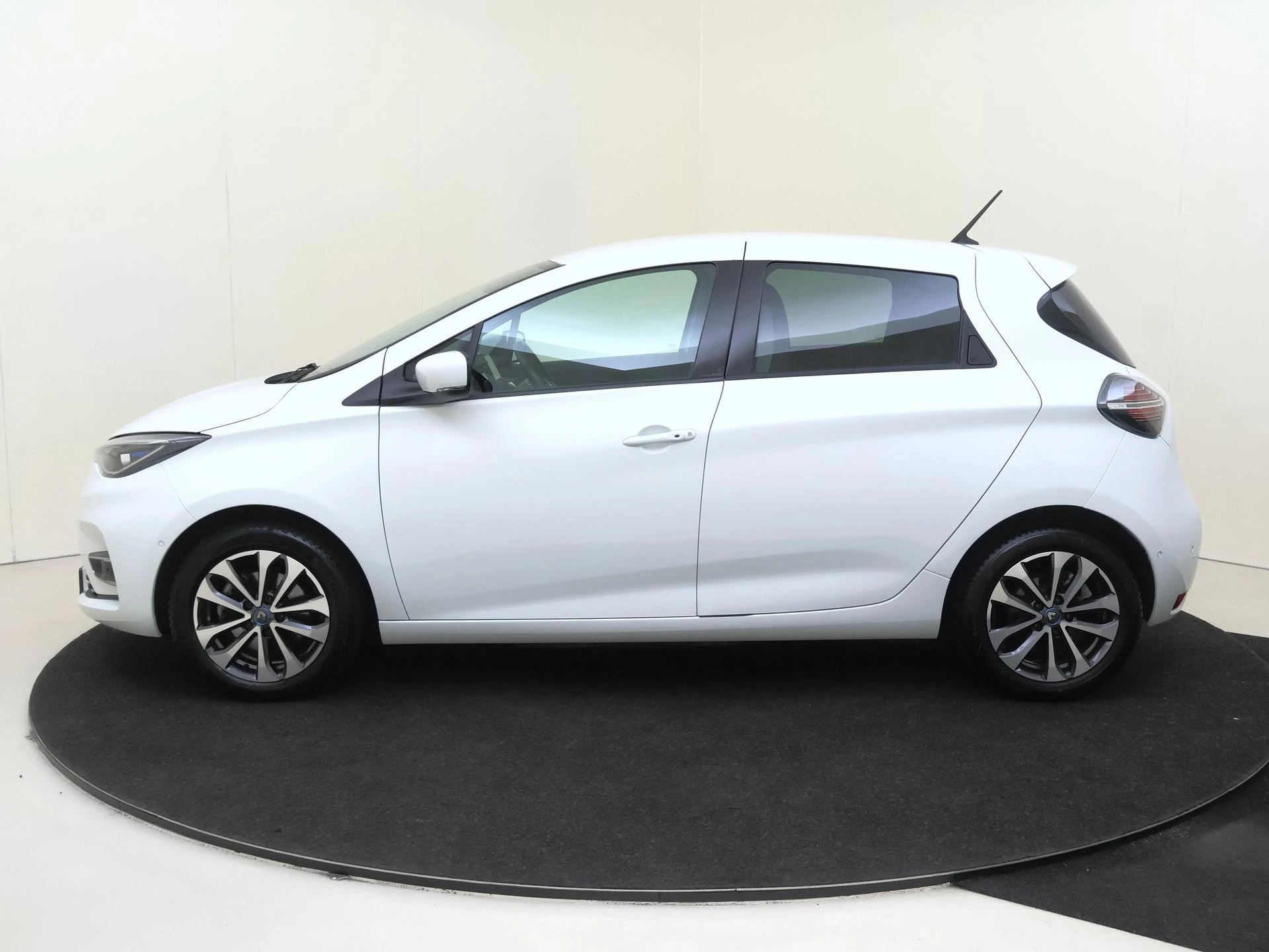 Renault-ZOE-image-3