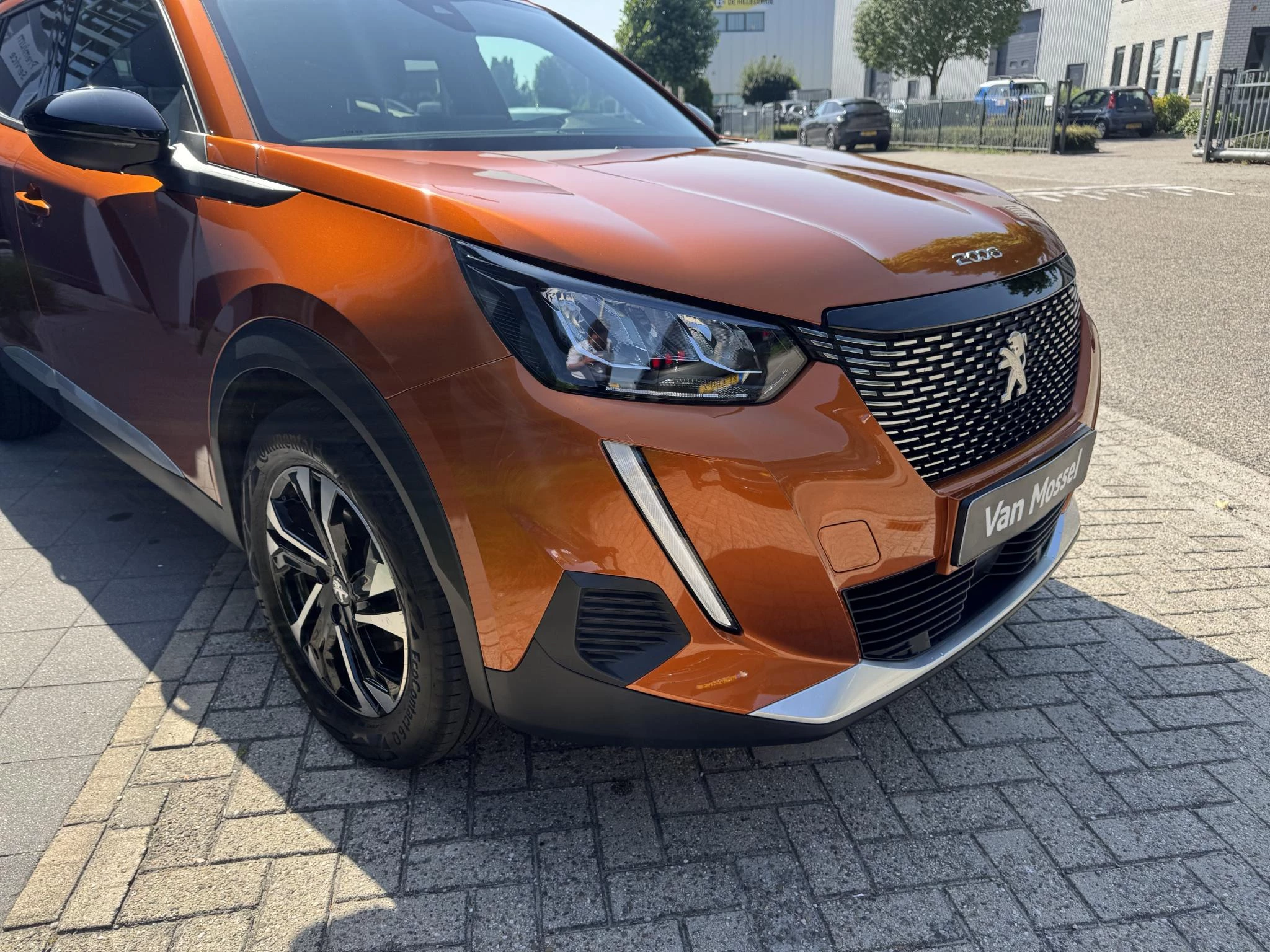 Peugeot-2008-image-6