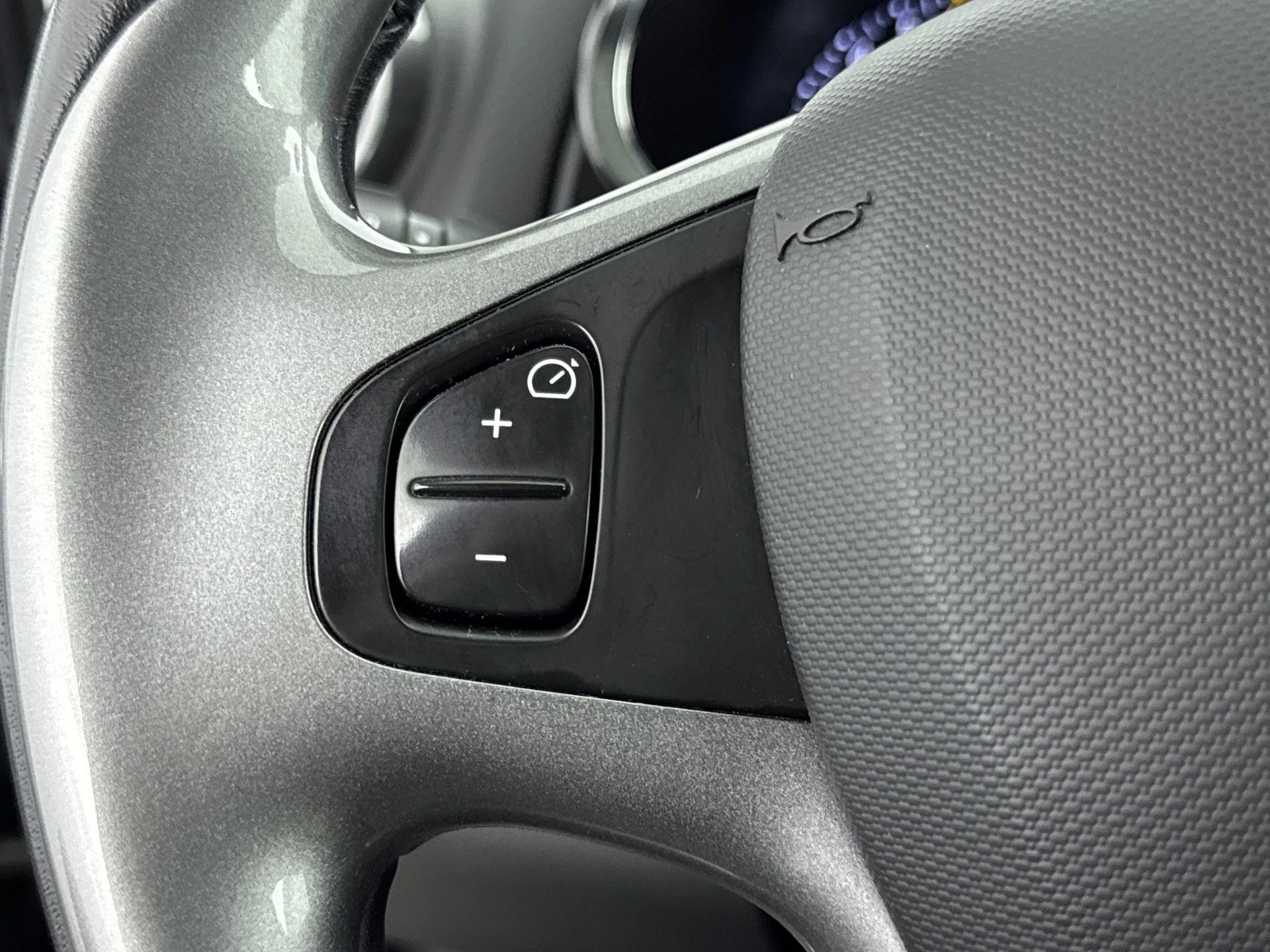 Renault-Clio-image-5