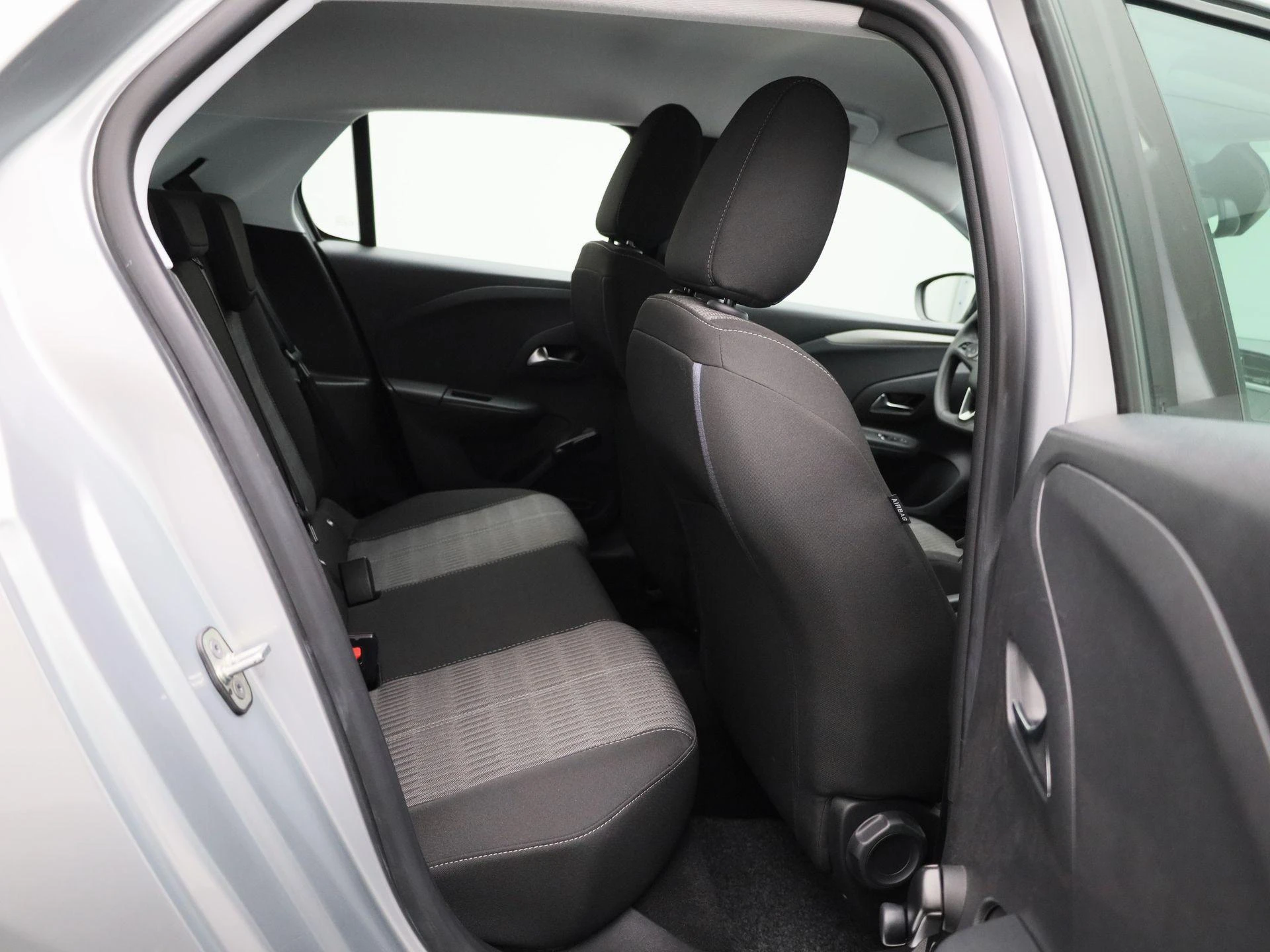 Opel-Corsa-image-29