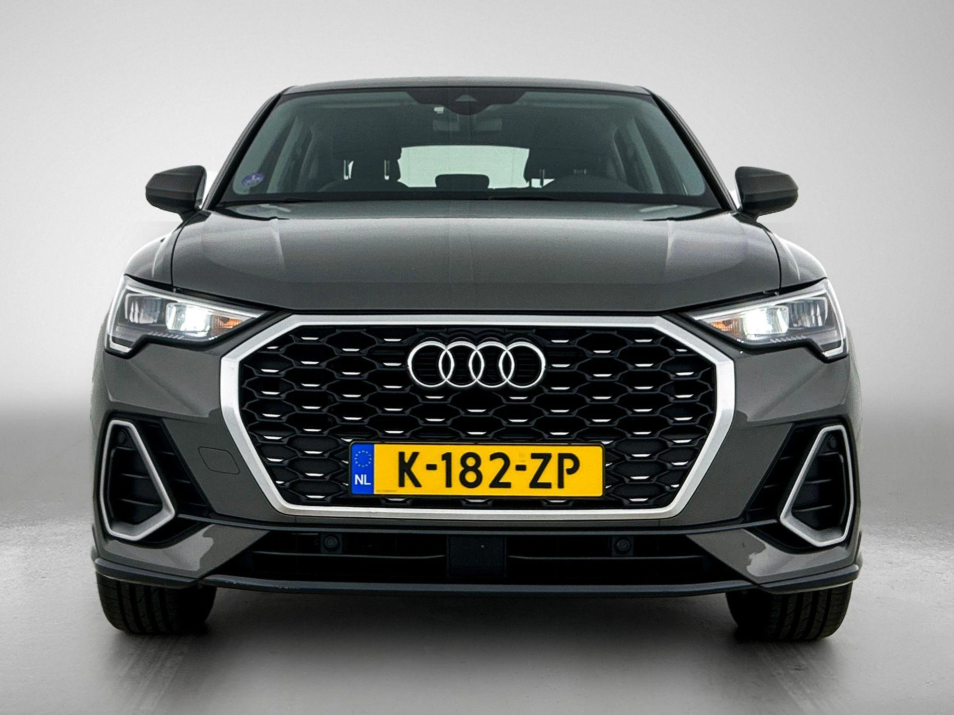 Audi-Q3-image-4