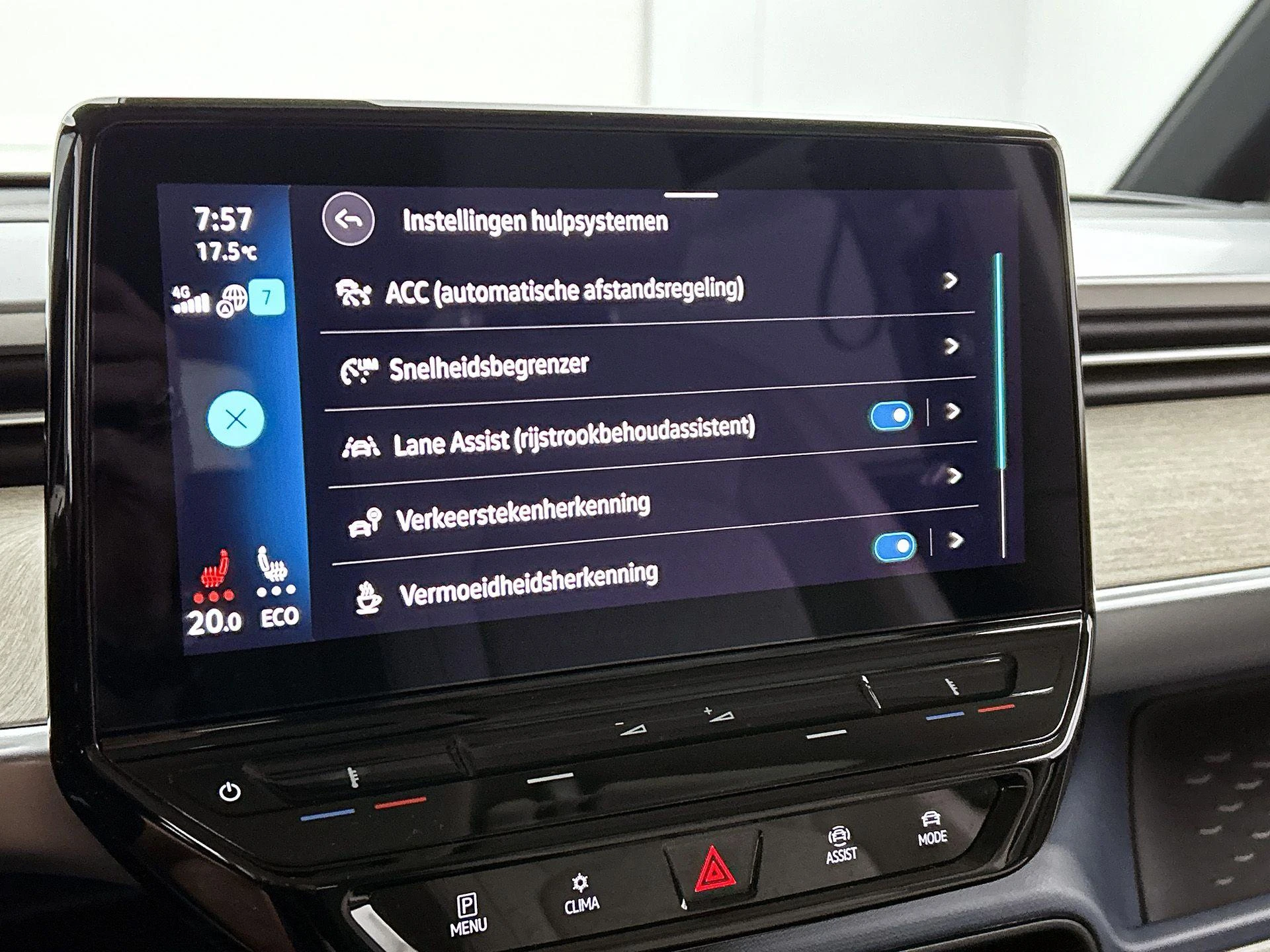 Volkswagen-ID. Buzz-image-16