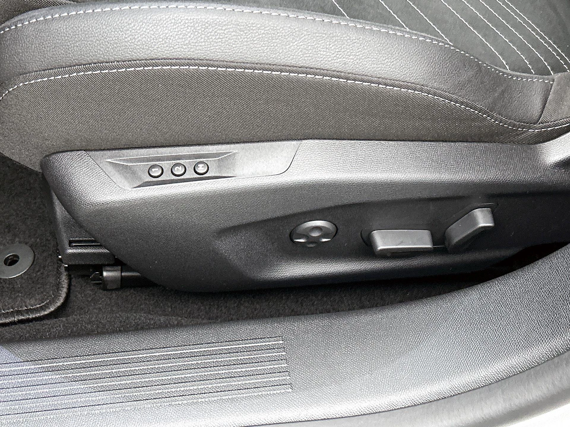 Opel-Astra-image-23