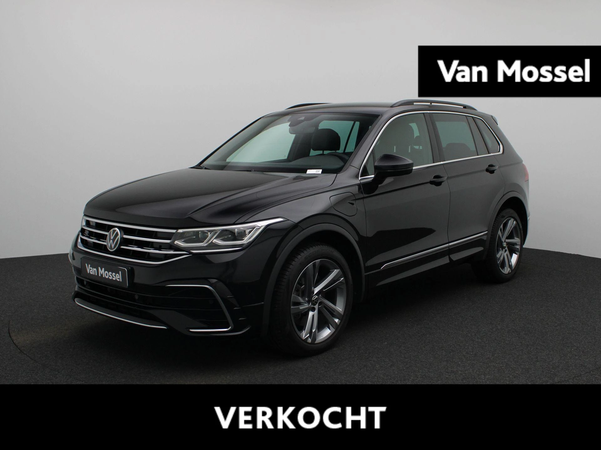 Volkswagen-Tiguan-image-0