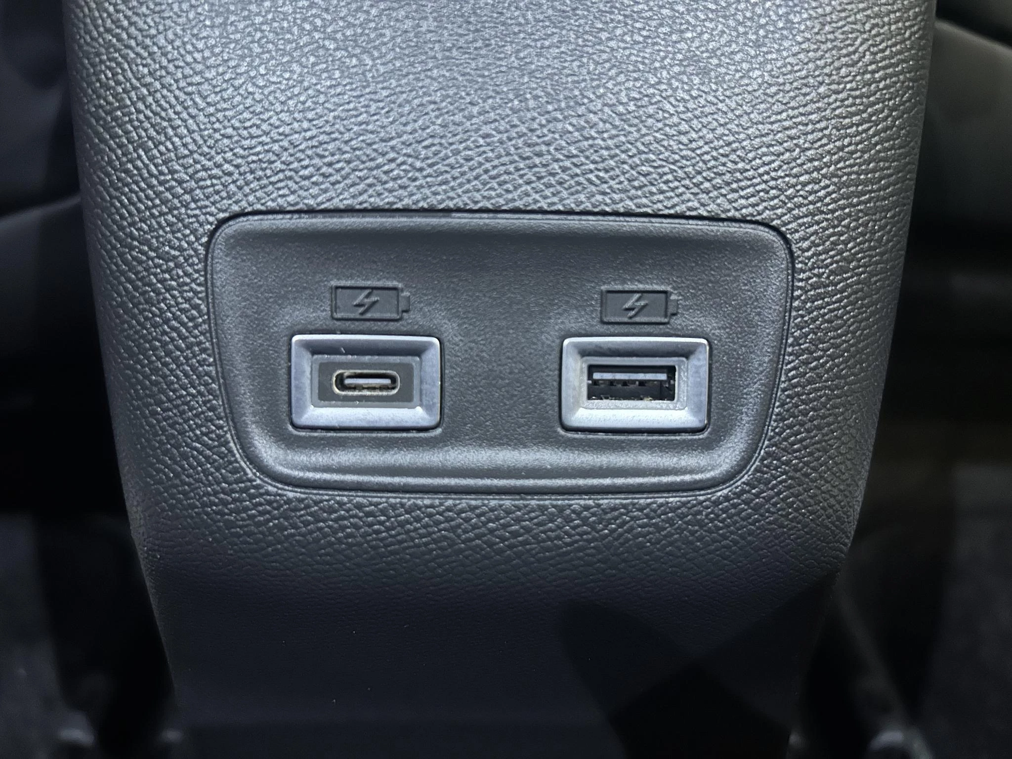 Peugeot 208 1.2 Hybrid 145 e-DCS6 GT