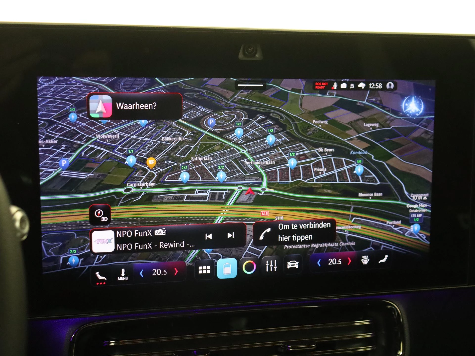 Mercedes-Benz-CLA-image-18