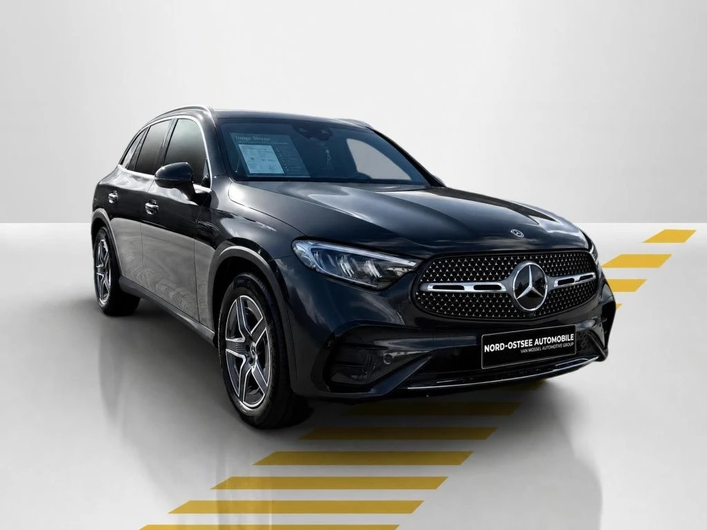 Mercedes-Benz-GLC 300 d-image-17