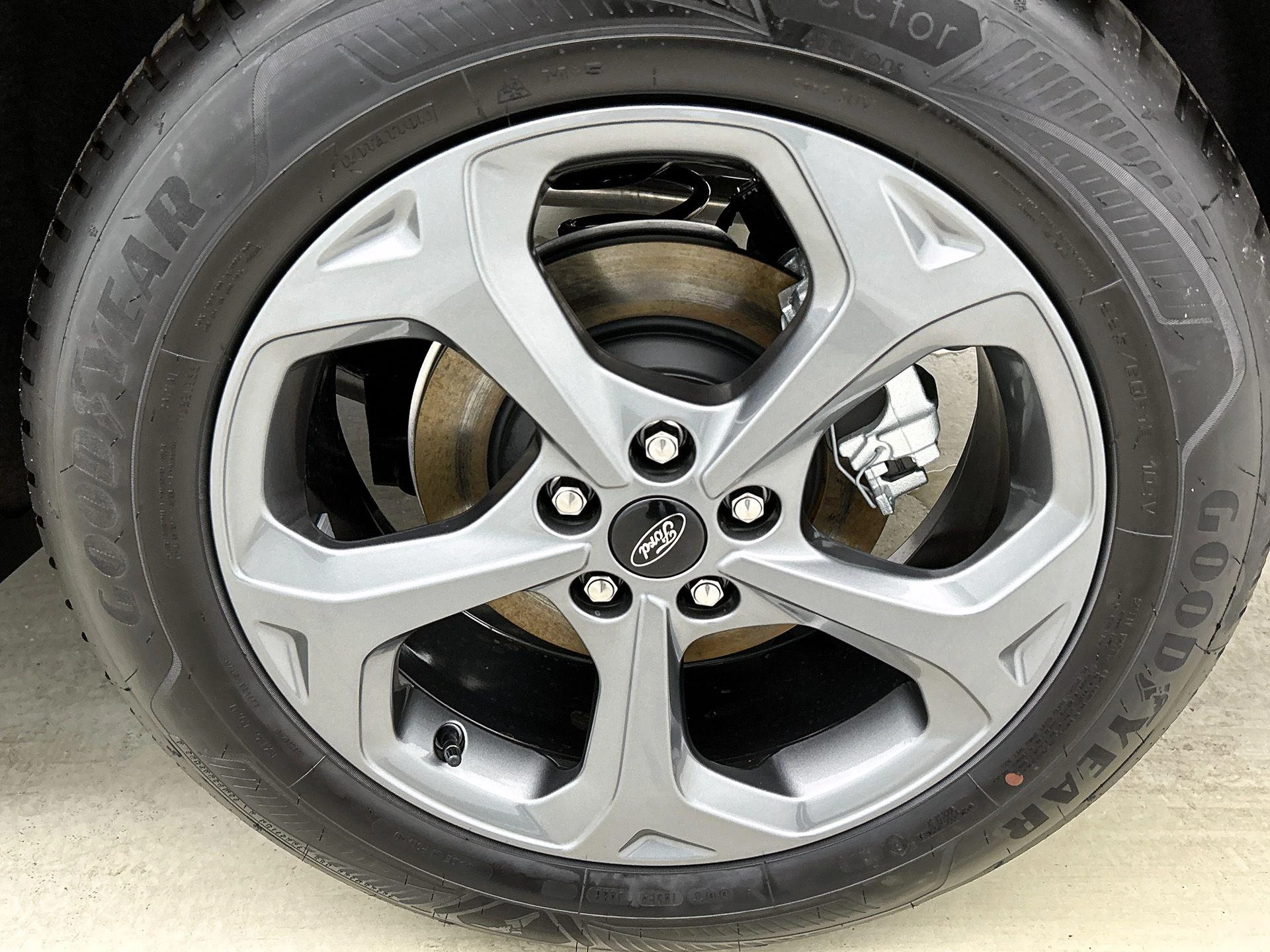 Ford-Kuga-image-29
